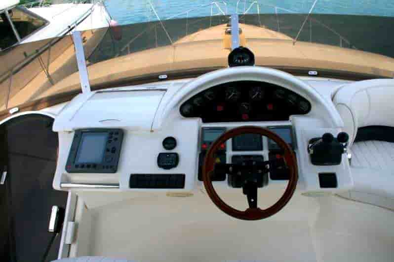 2000 Princess 56 - View 10