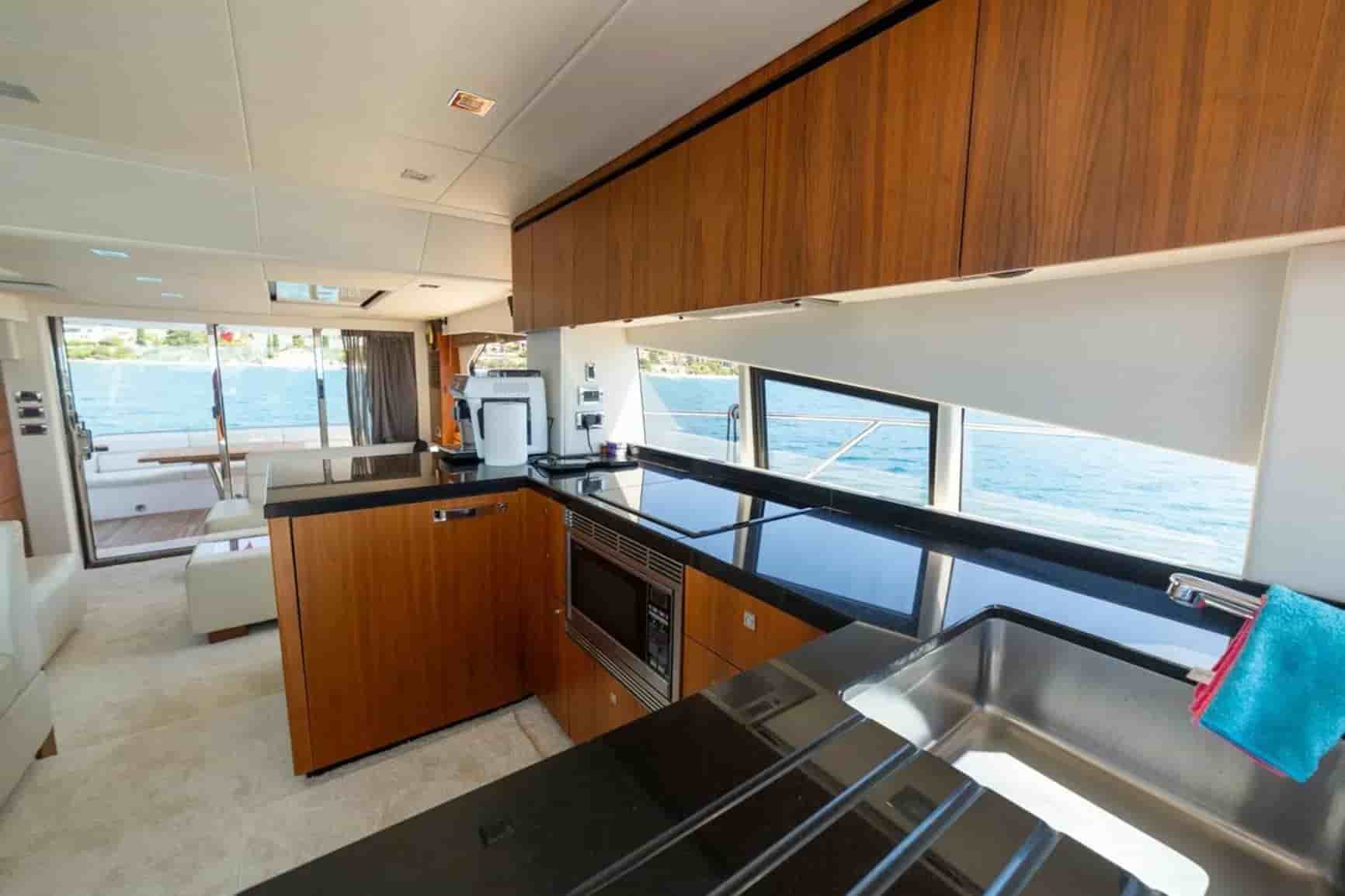 2012 Sunseeker Manhattan 63 - View 17