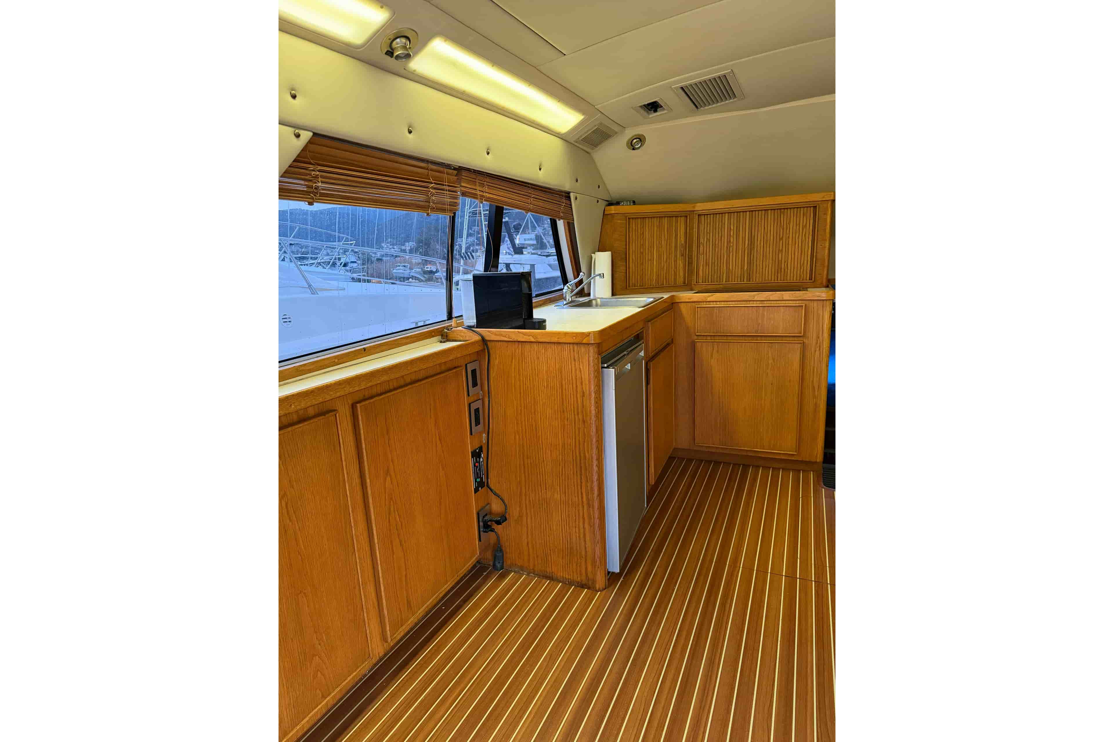 1987 Bertram 37 Convertible - View 12