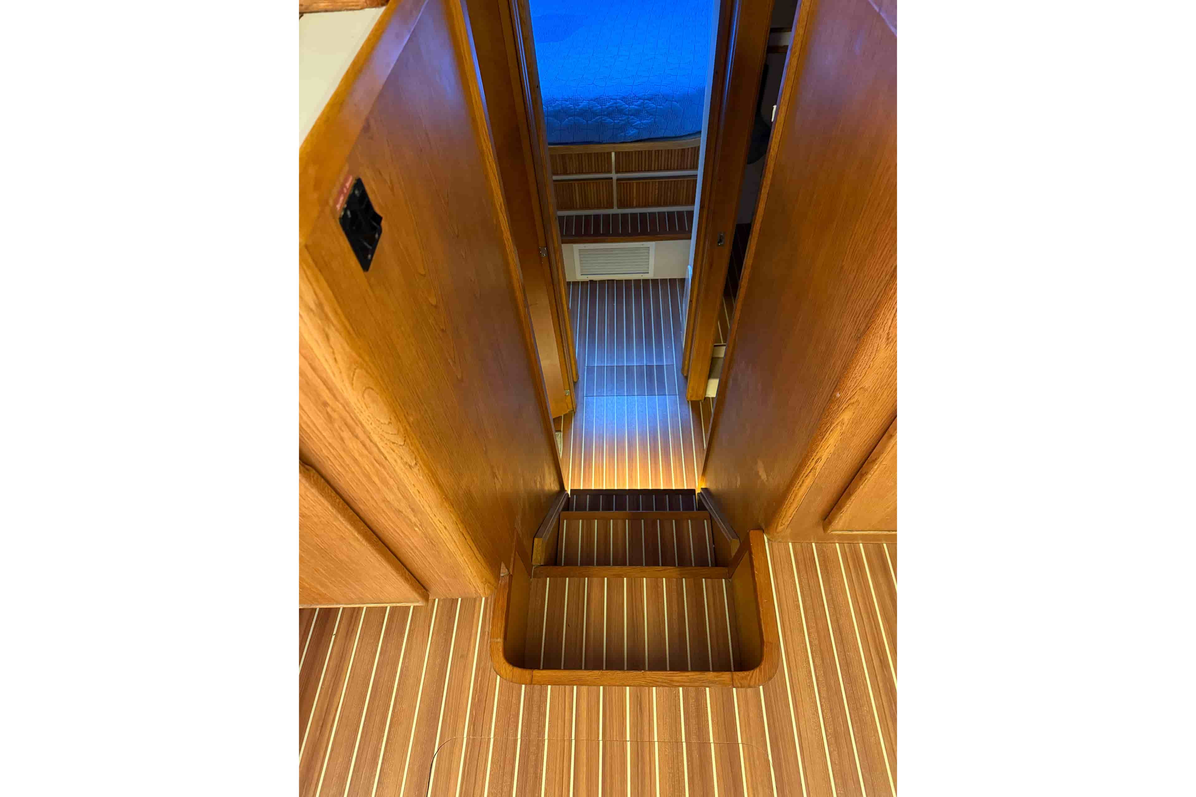 1987 Bertram 37 Convertible - View 14