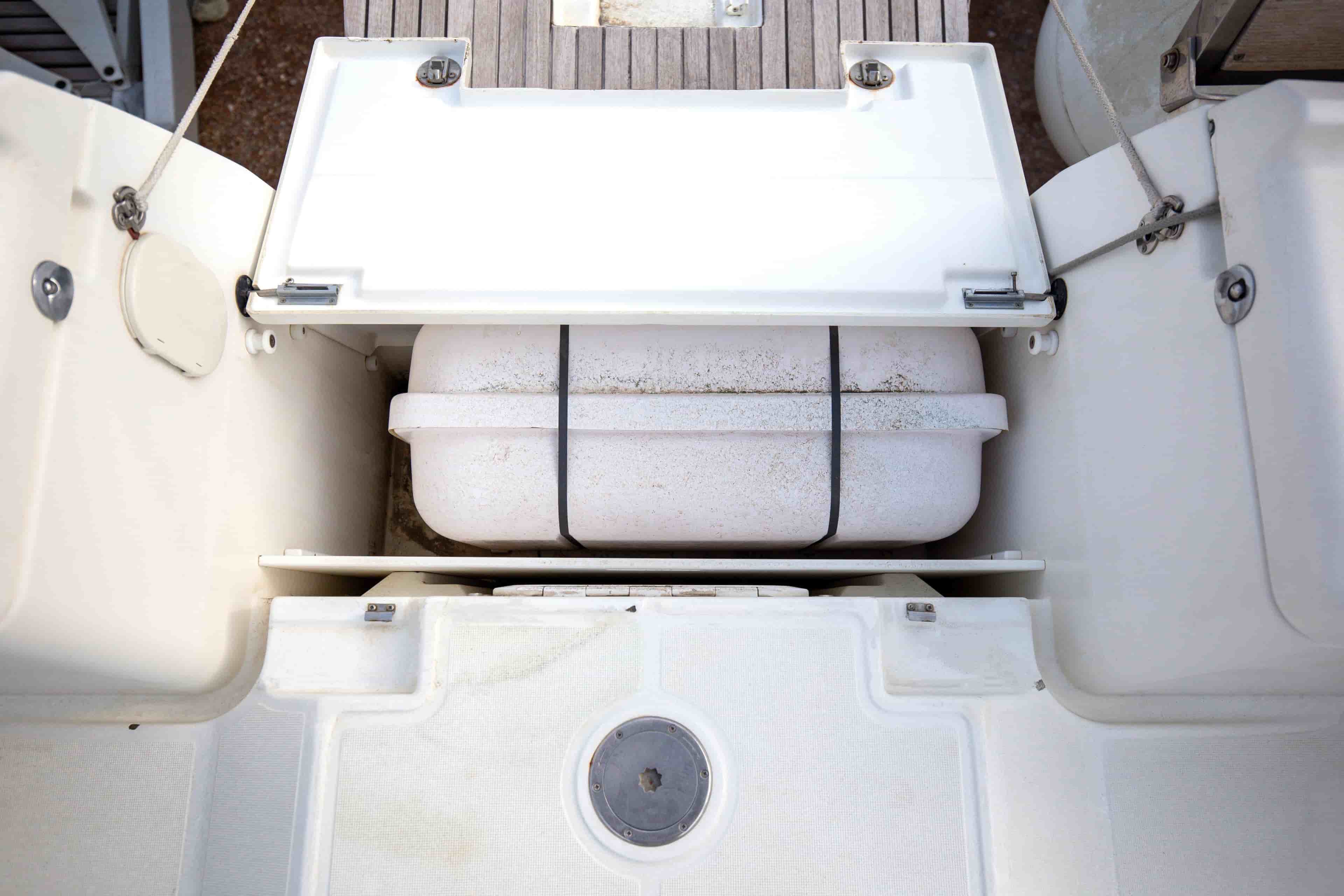 2013 Jeanneau Sun Odyssey 439 - View 13