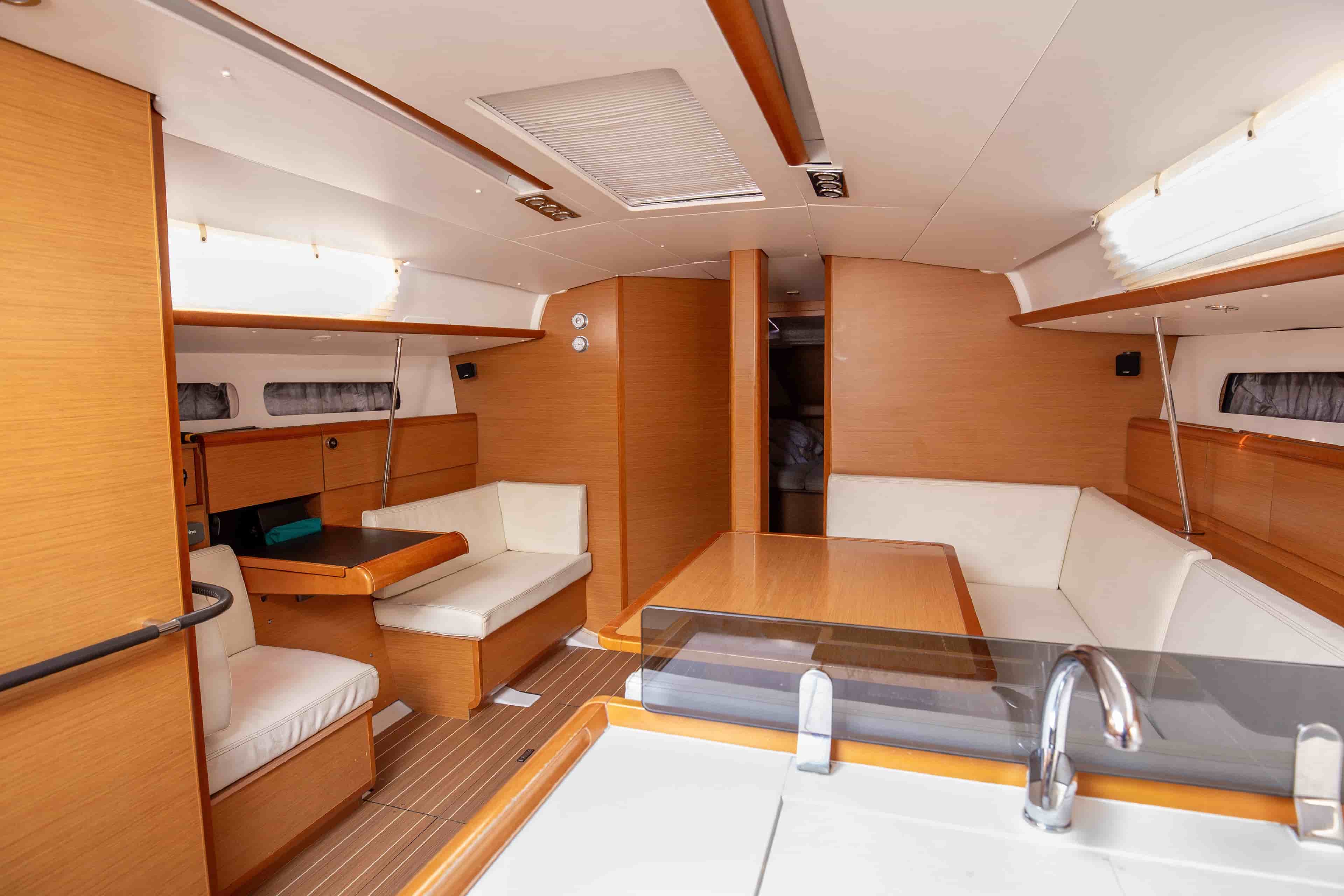2013 Jeanneau Sun Odyssey 439 - View 38