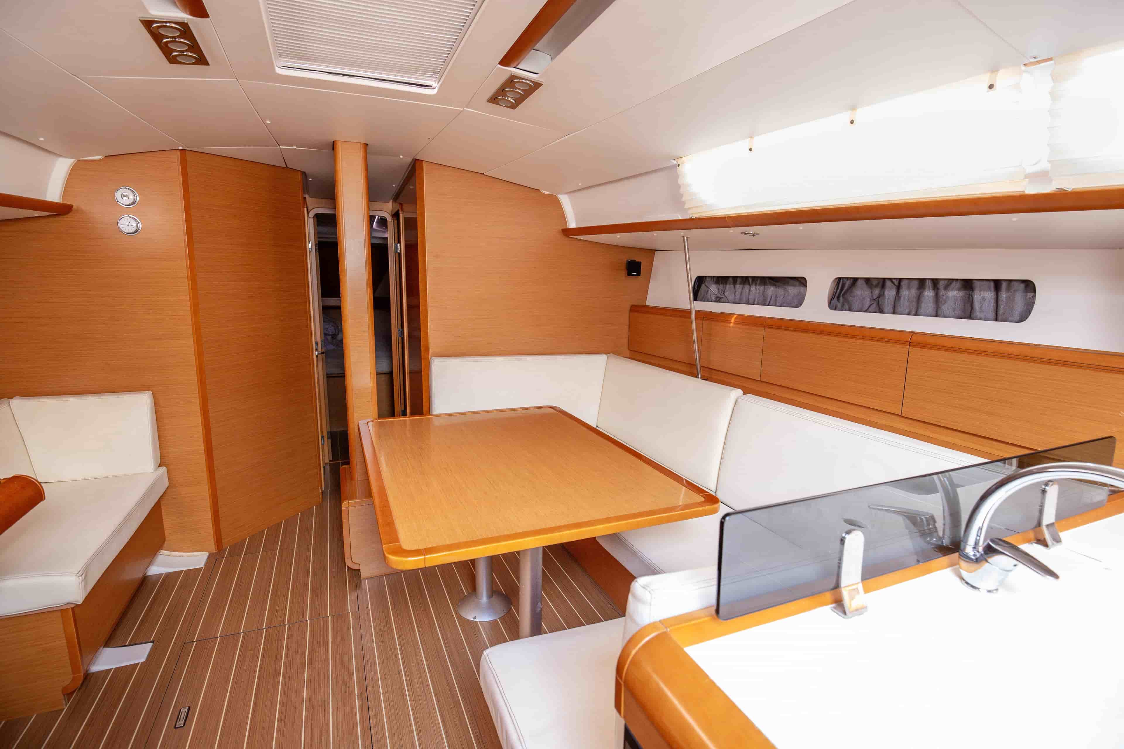 2013 Jeanneau Sun Odyssey 439 - View 39