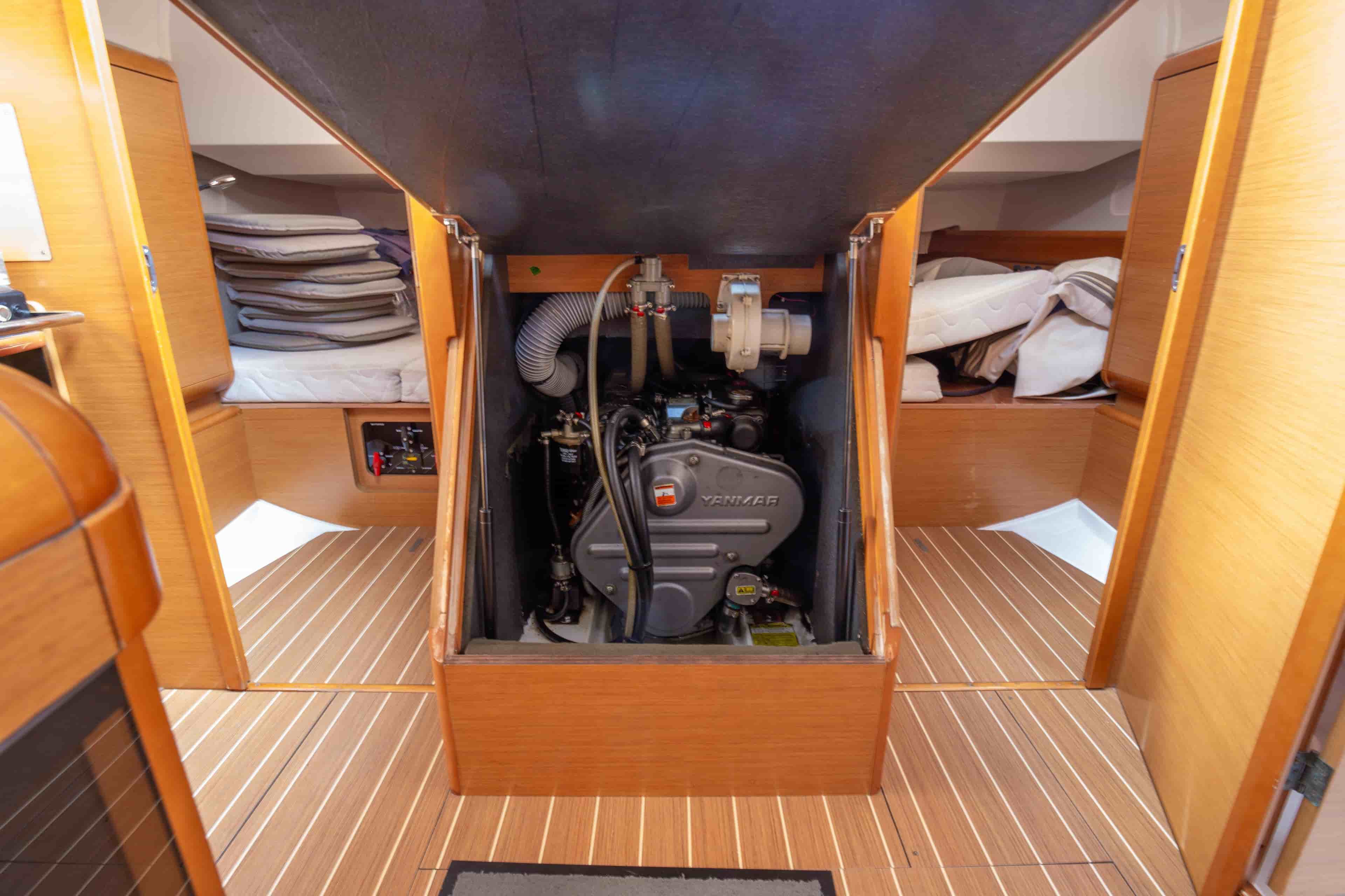2013 Jeanneau Sun Odyssey 439 - View 52