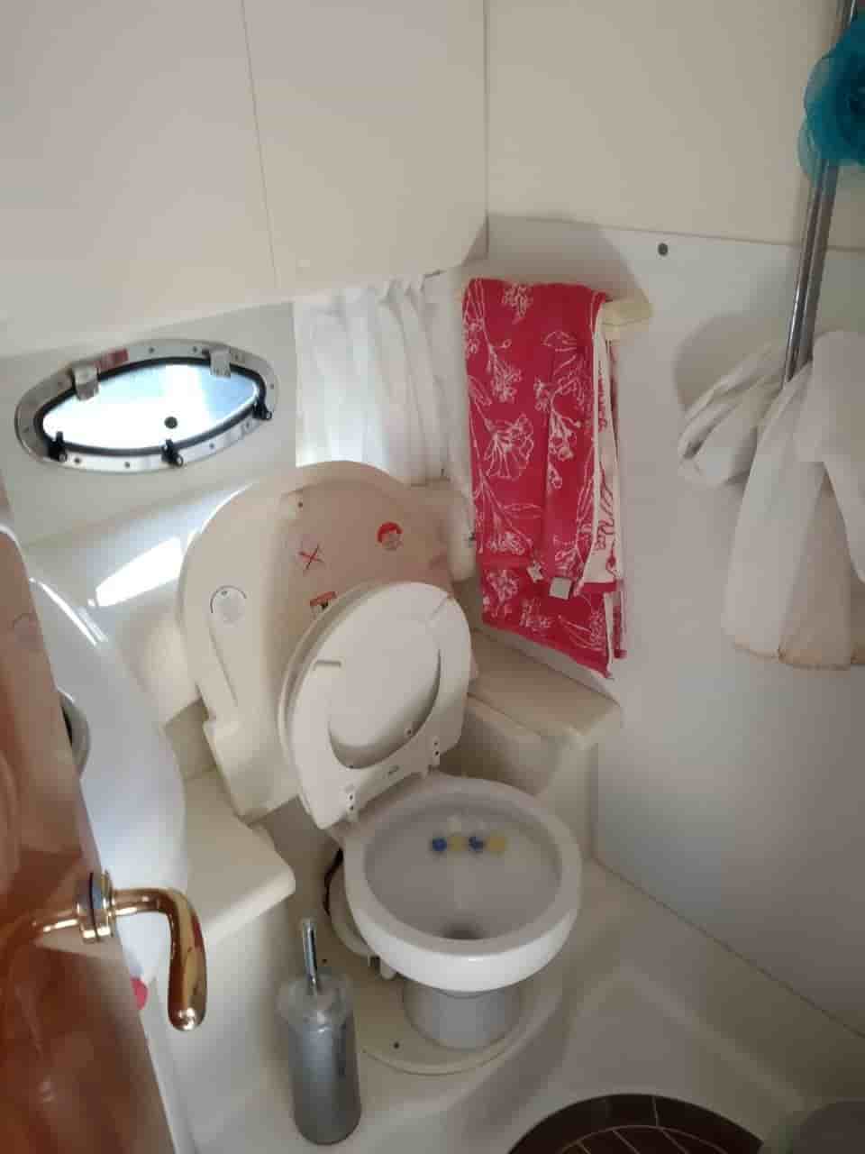 2000 Cranchi Endurance 39 - View 14