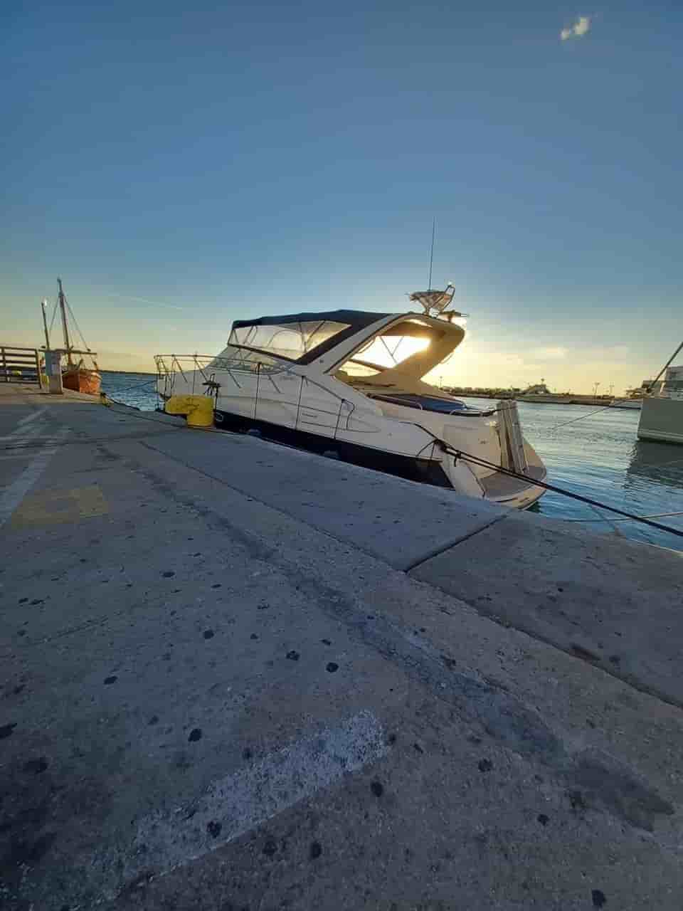 2000 Cranchi Endurance 39 - View 15