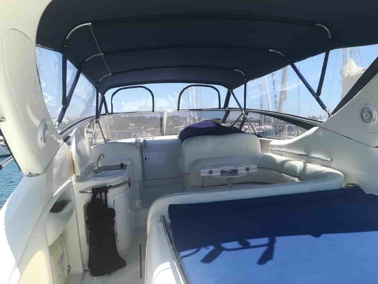 2000 Cranchi Endurance 39 - View 2