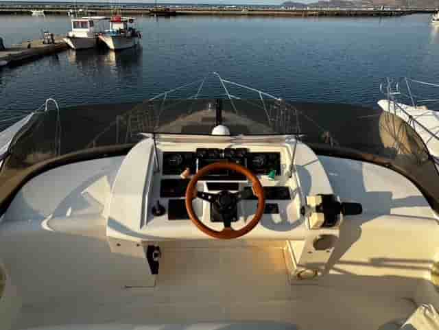 1997 Fairline Phantom 37 - View 2