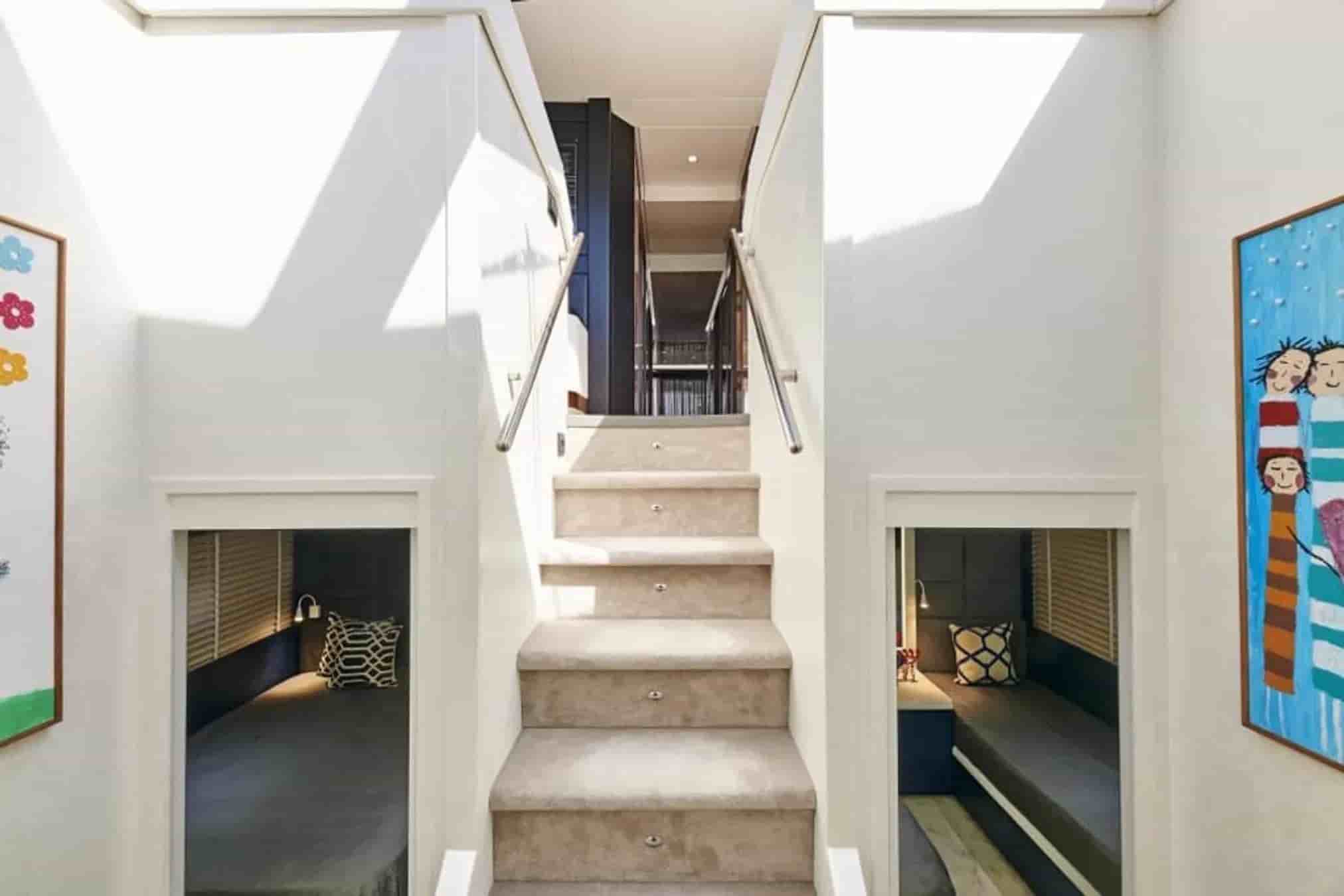 2006 Azimut 85F - View 23