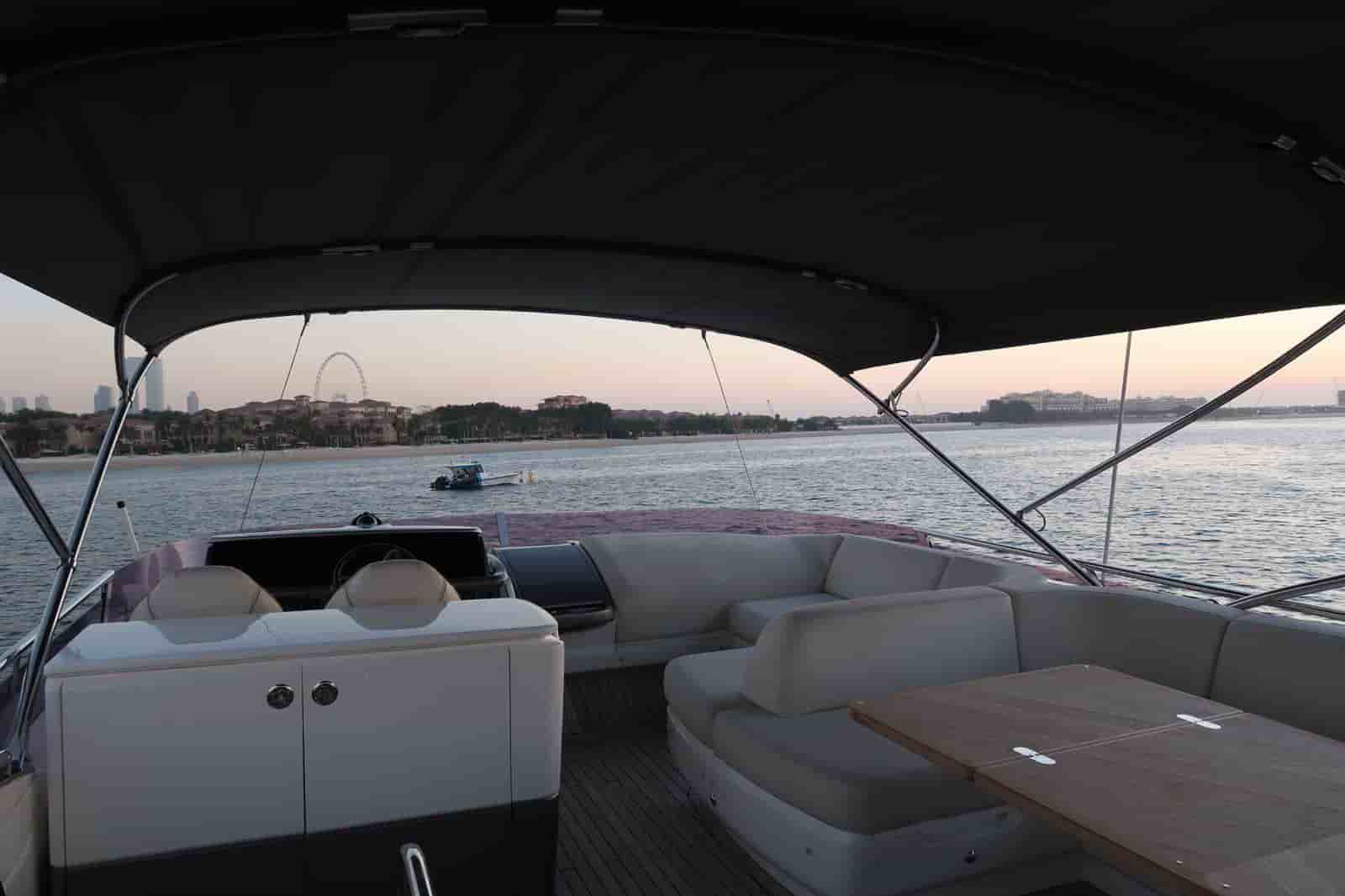 2020 Princess F55 - View 12