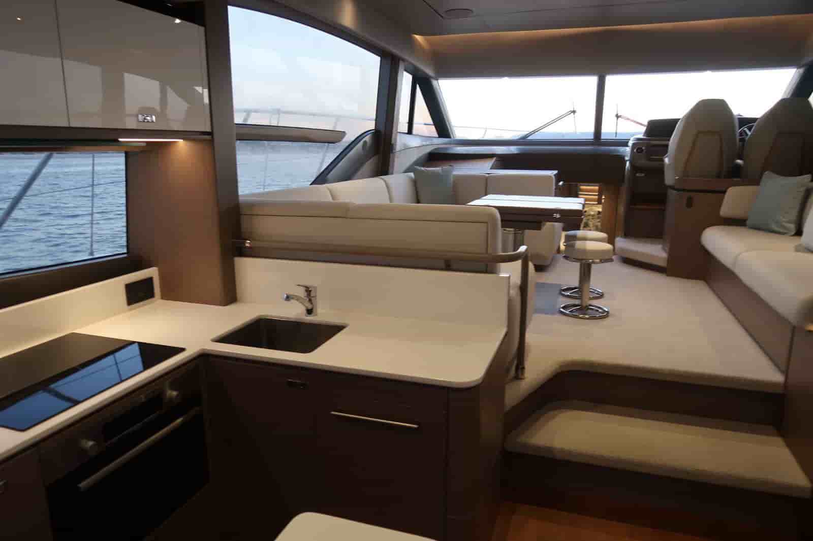 2020 Princess F55 - View 18