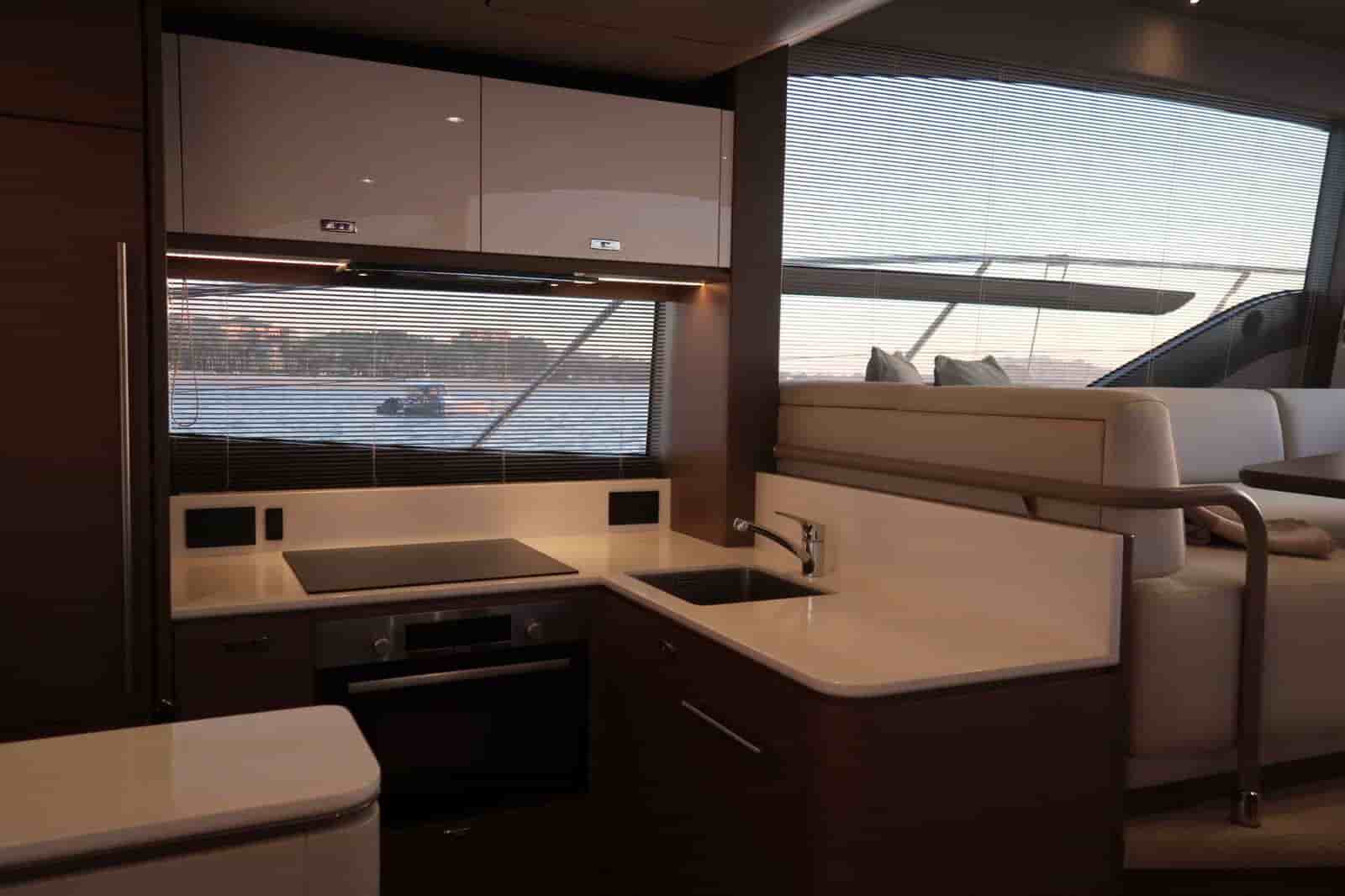 2020 Princess F55 - View 20