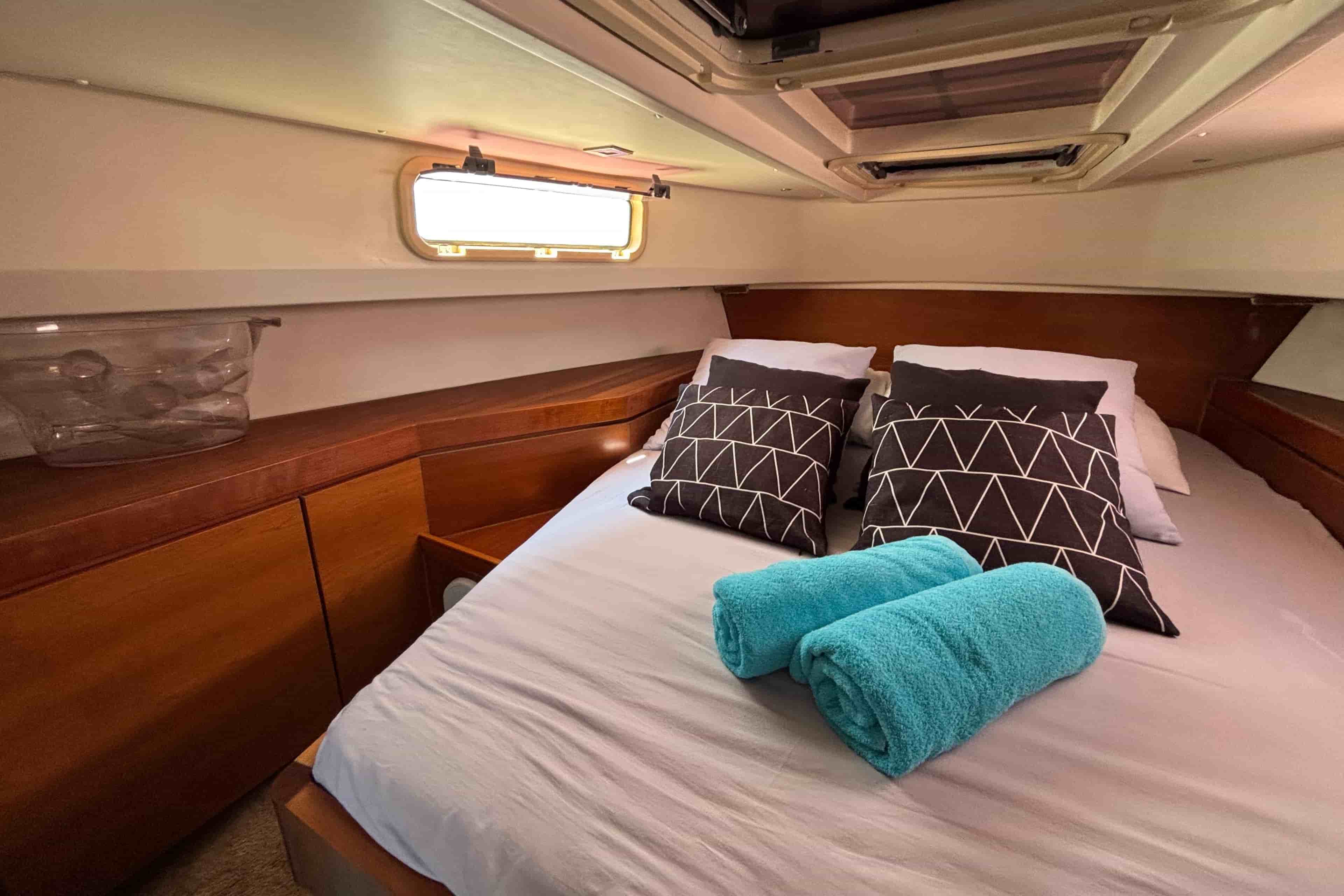 2007 Fjord 40 Open - View 14