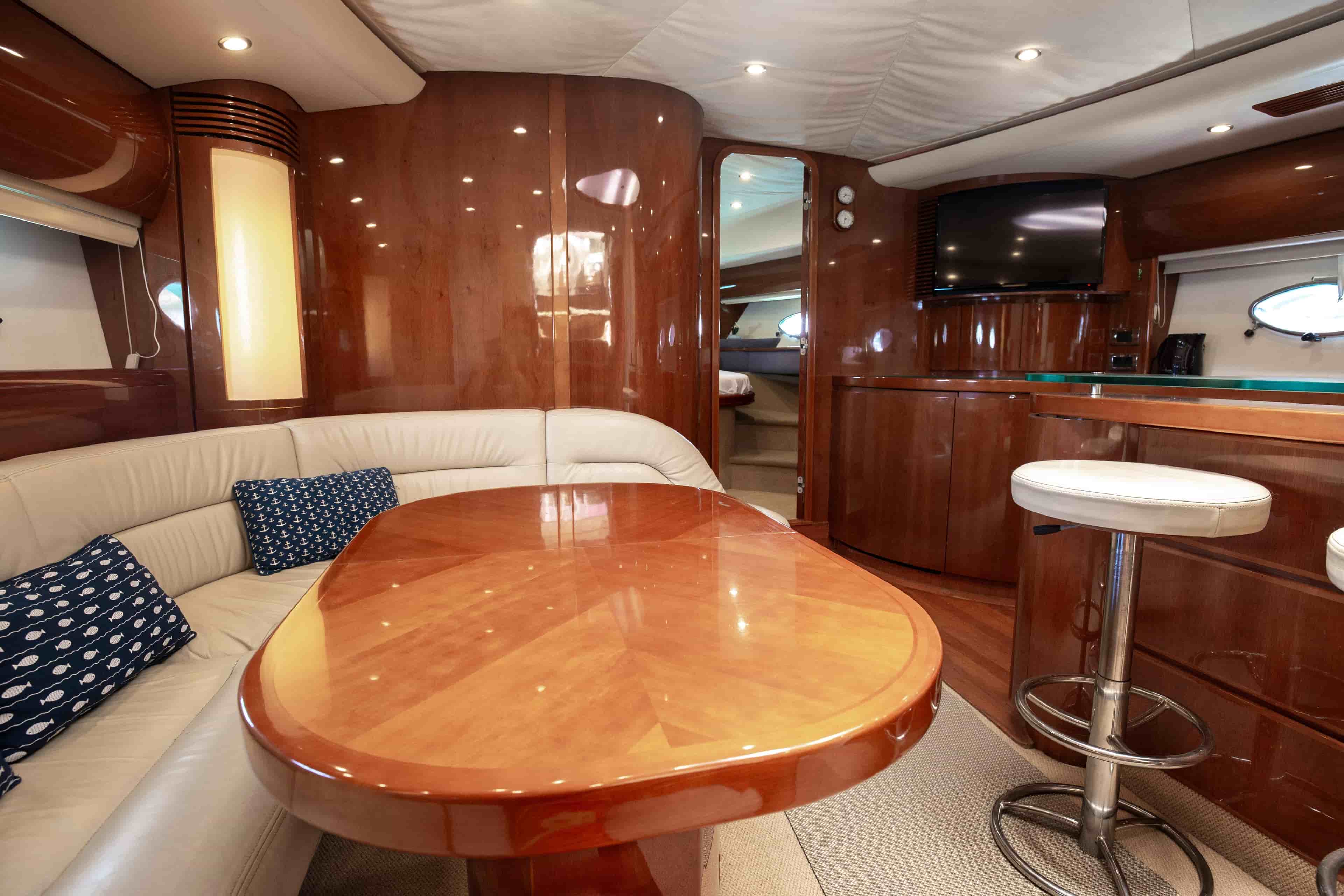 2003 Princess V65 - View 19