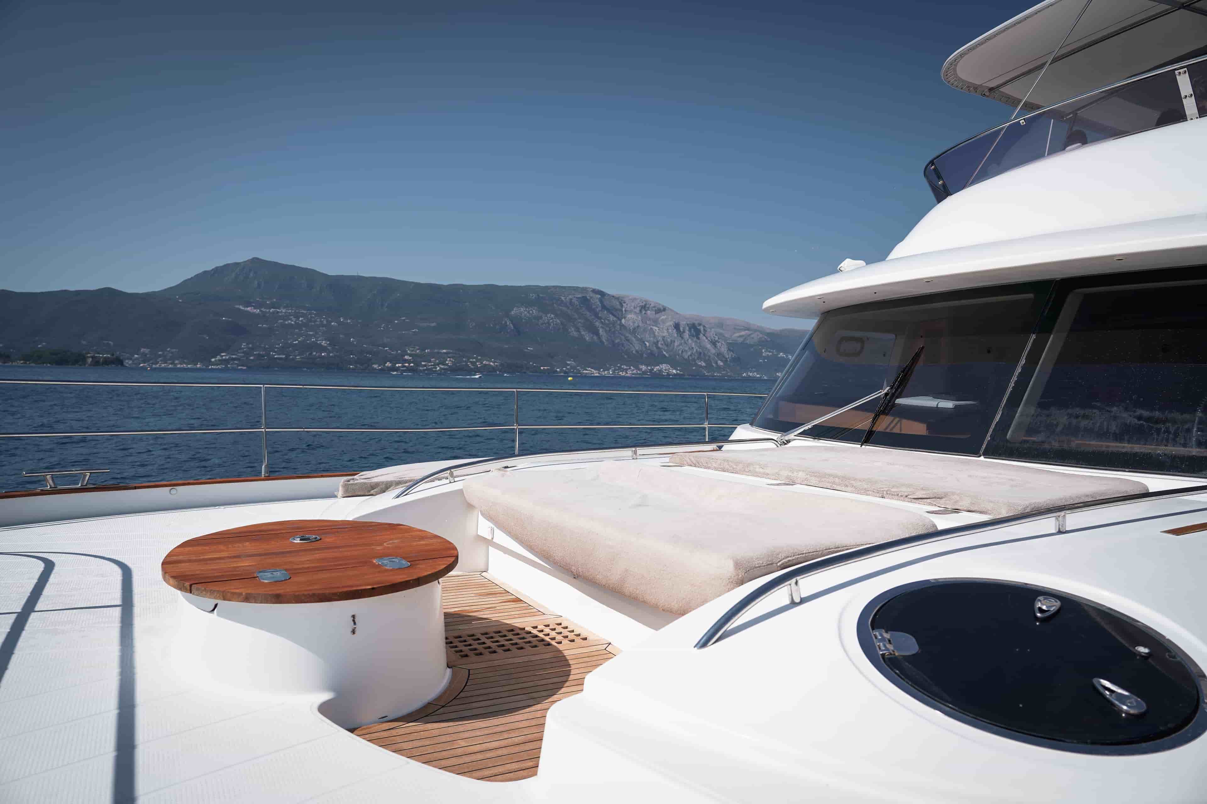 2010 Fountaine Pajot Queensland 55 - View 10