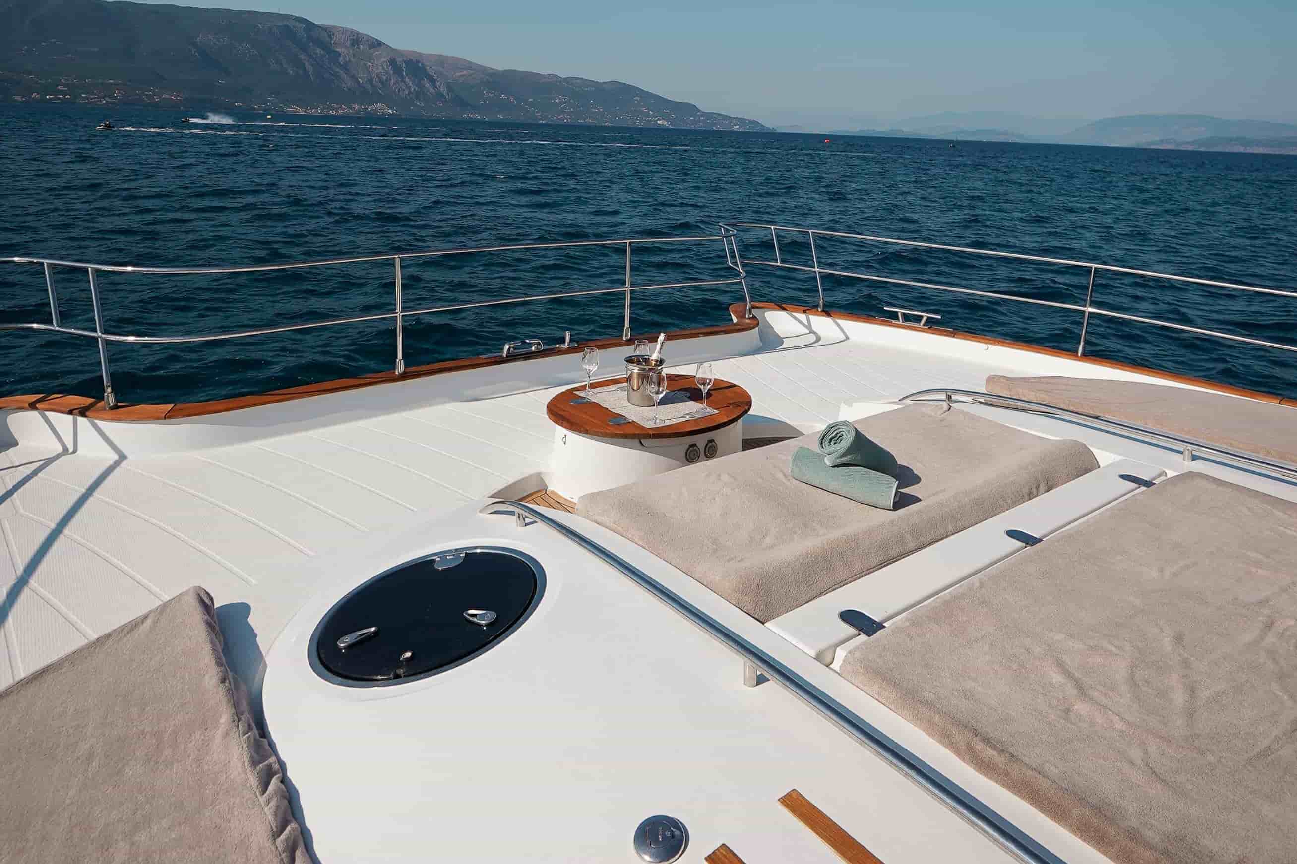 2010 Fountaine Pajot Queensland 55 - View 13