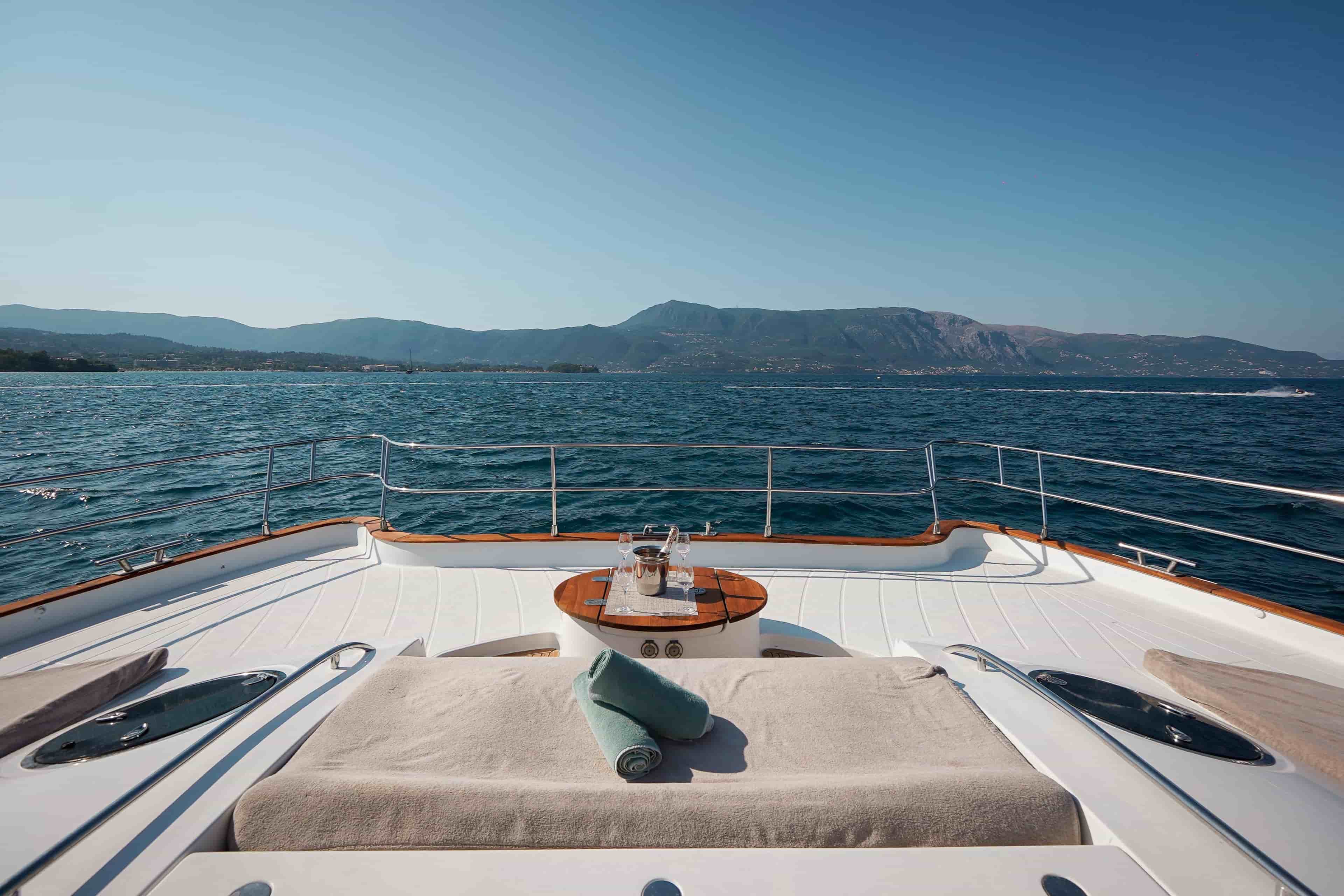 2010 Fountaine Pajot Queensland 55 - View 14