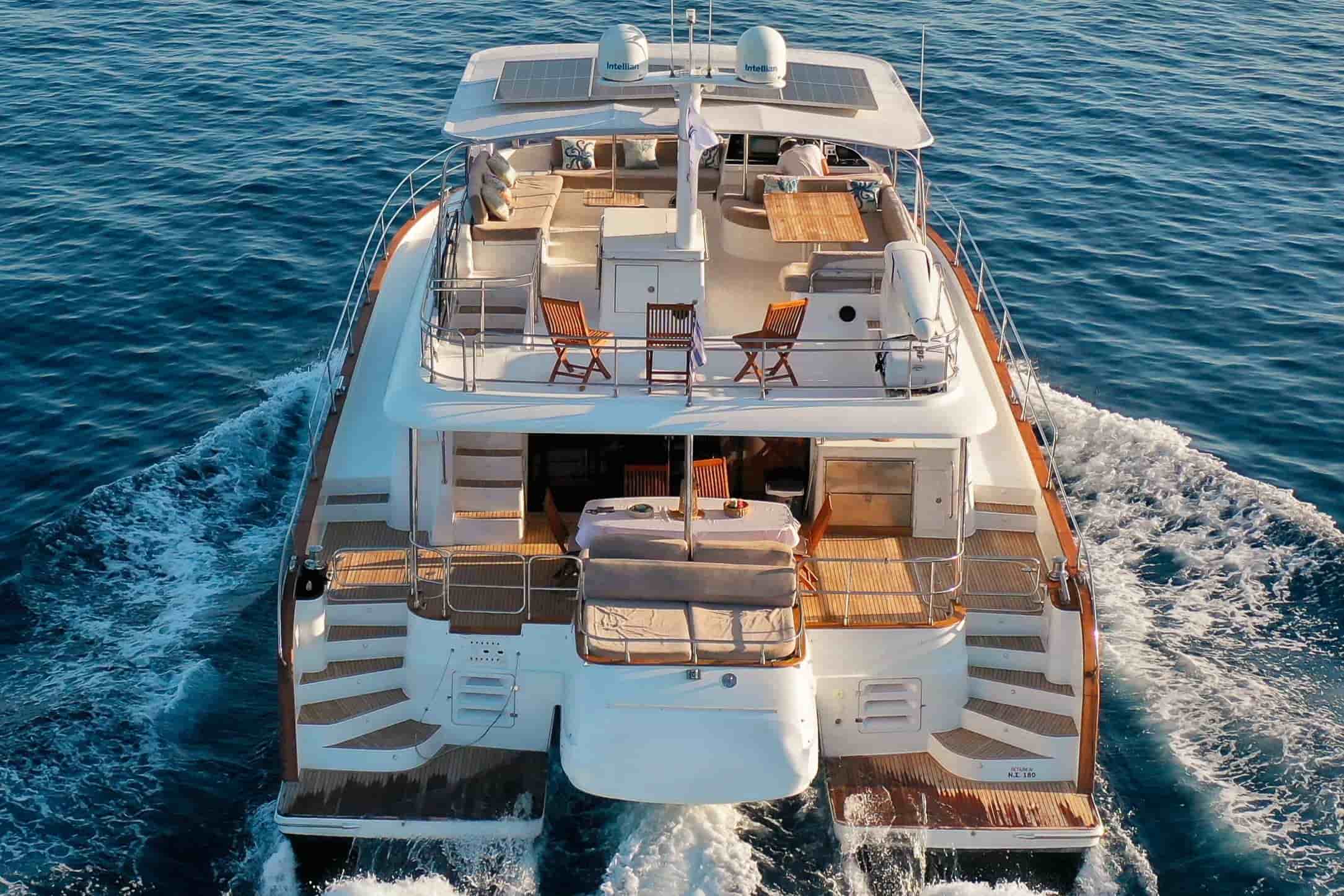 2010 Fountaine Pajot Queensland 55 - View 6