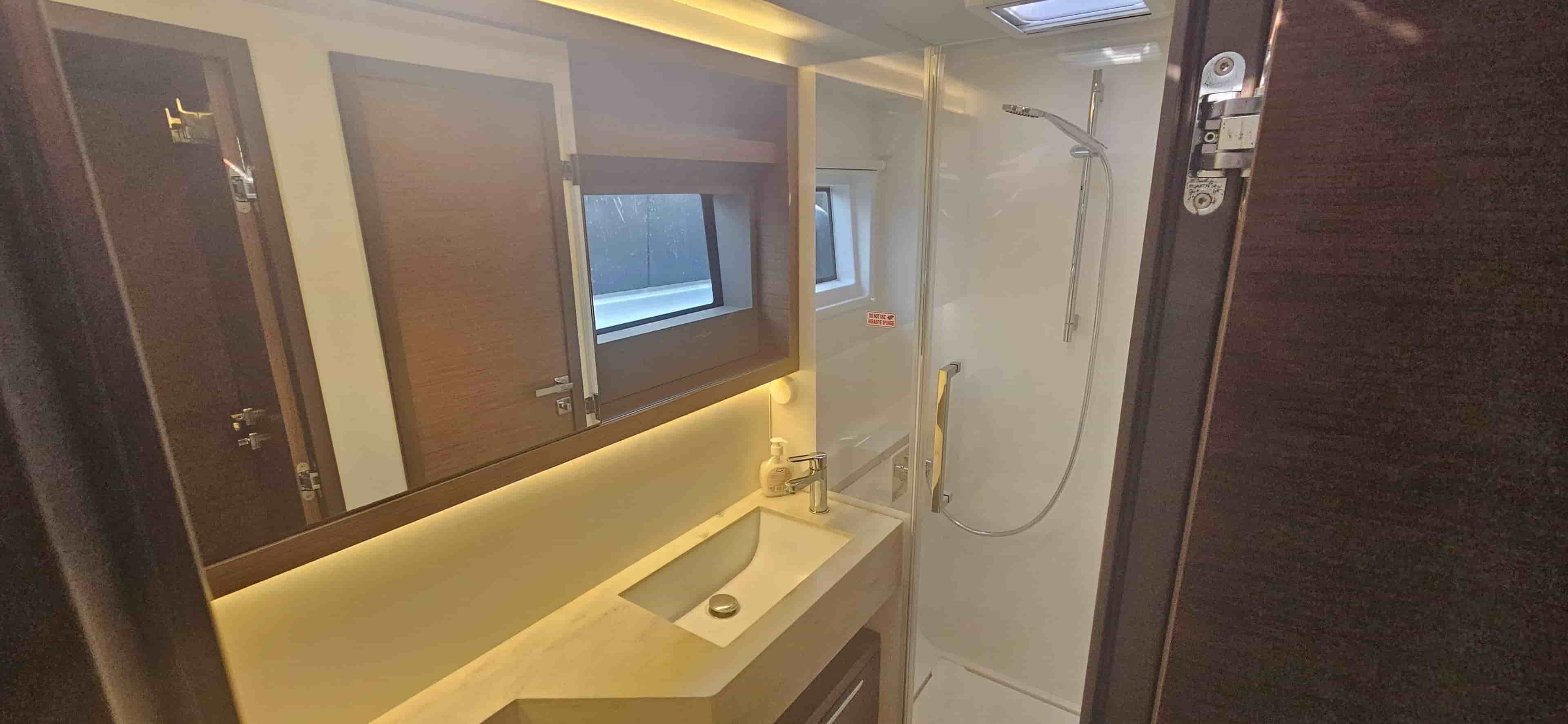 2022 Lagoon 50 - View 26