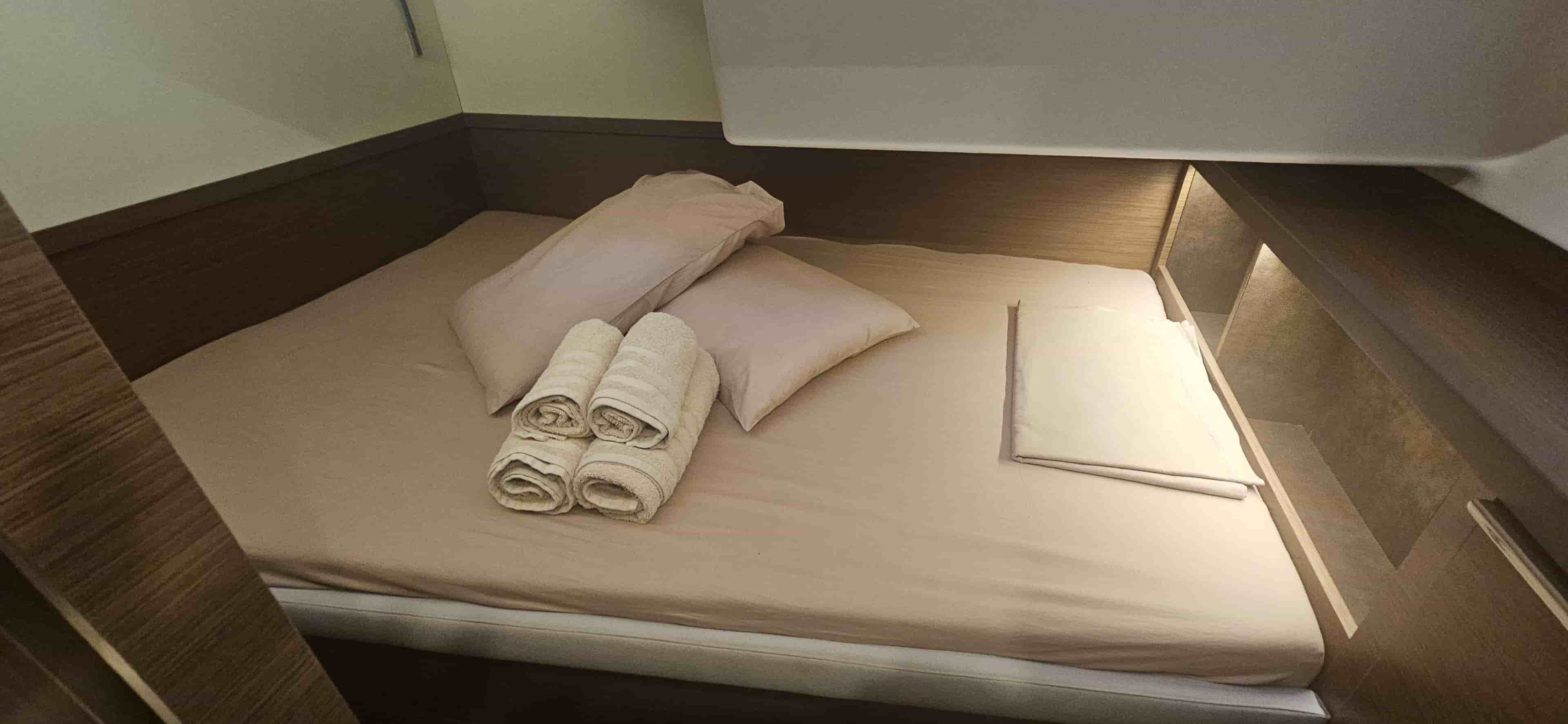 2022 Lagoon 50 - View 28