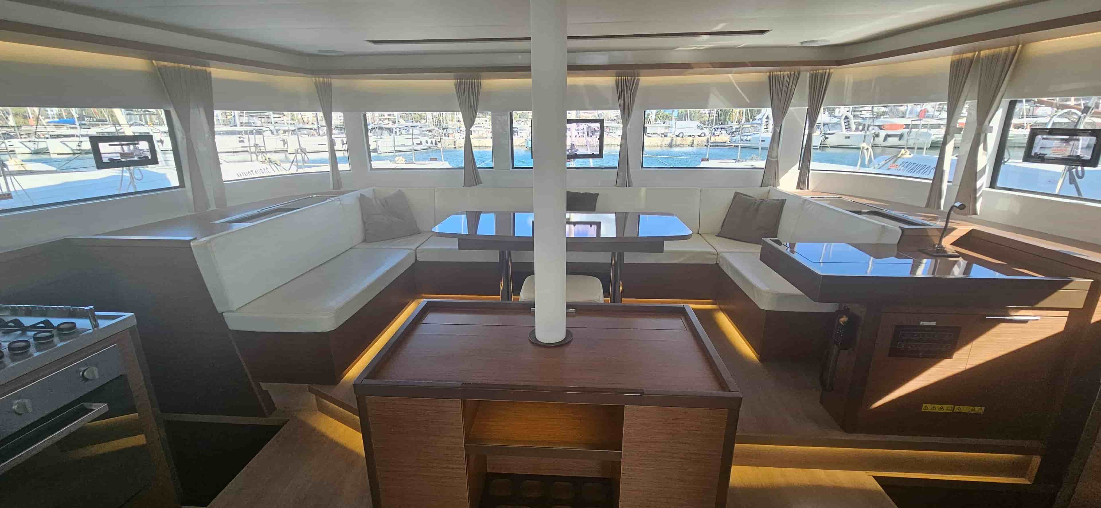 2022 Lagoon 50 - View 4