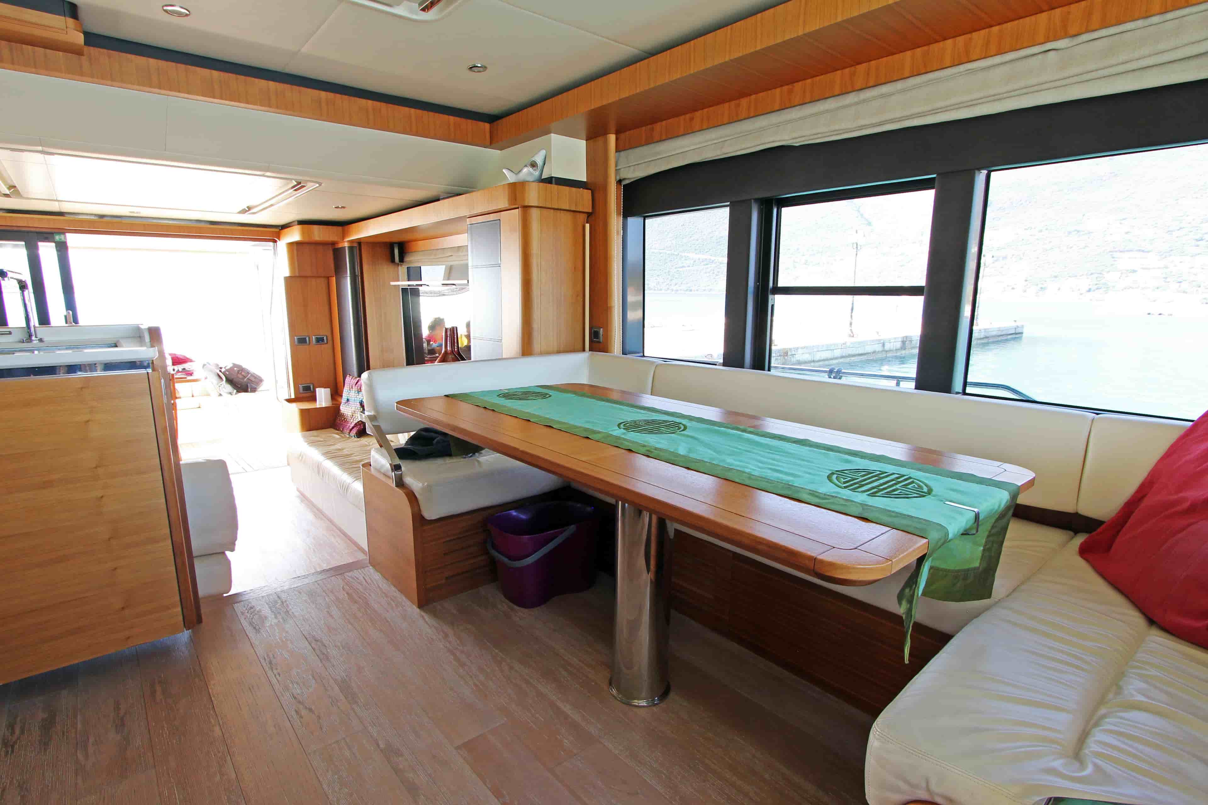 2017 Absolute 58 Navetta - View 23