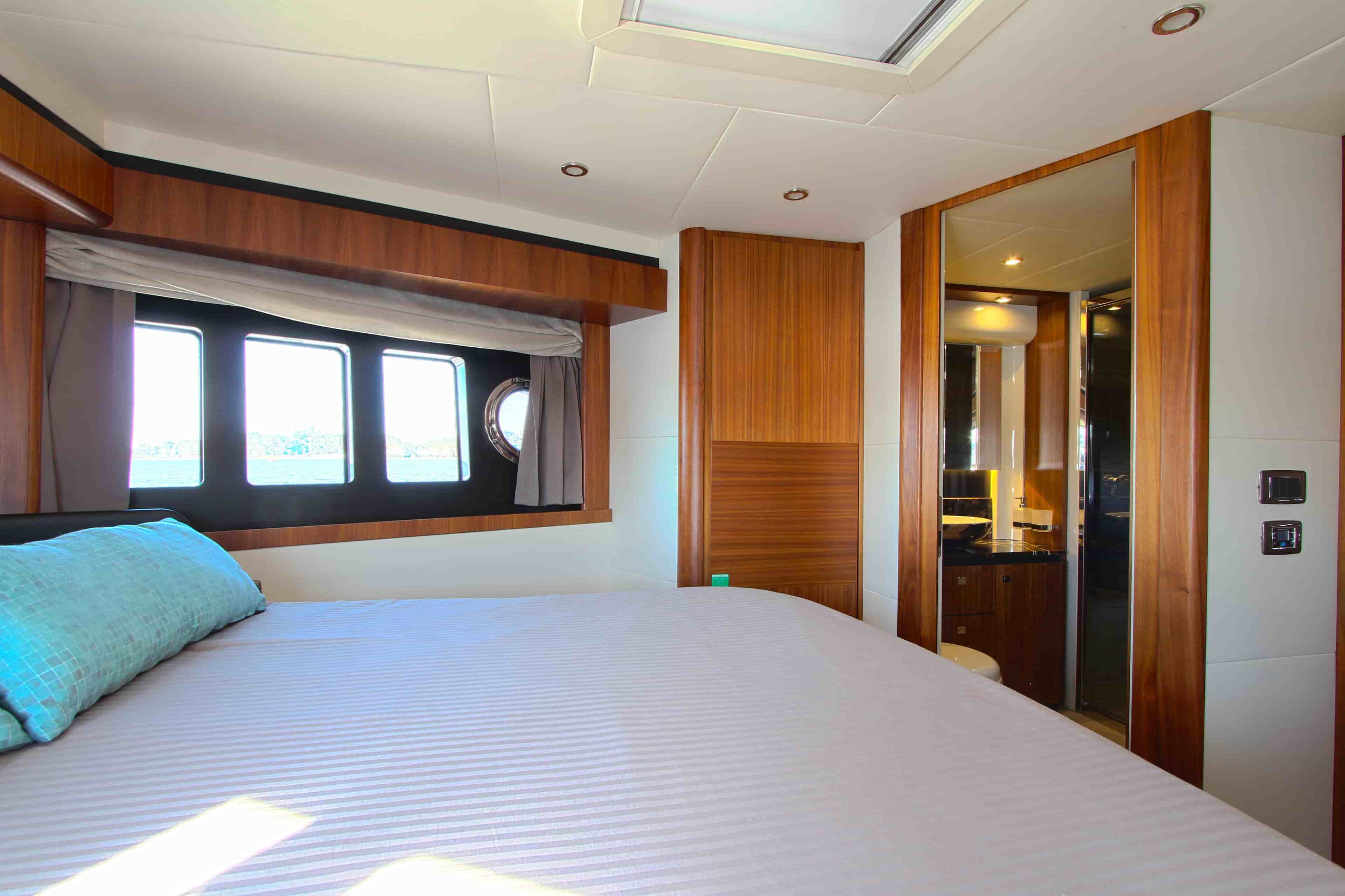 2017 Absolute 58 Navetta - View 31