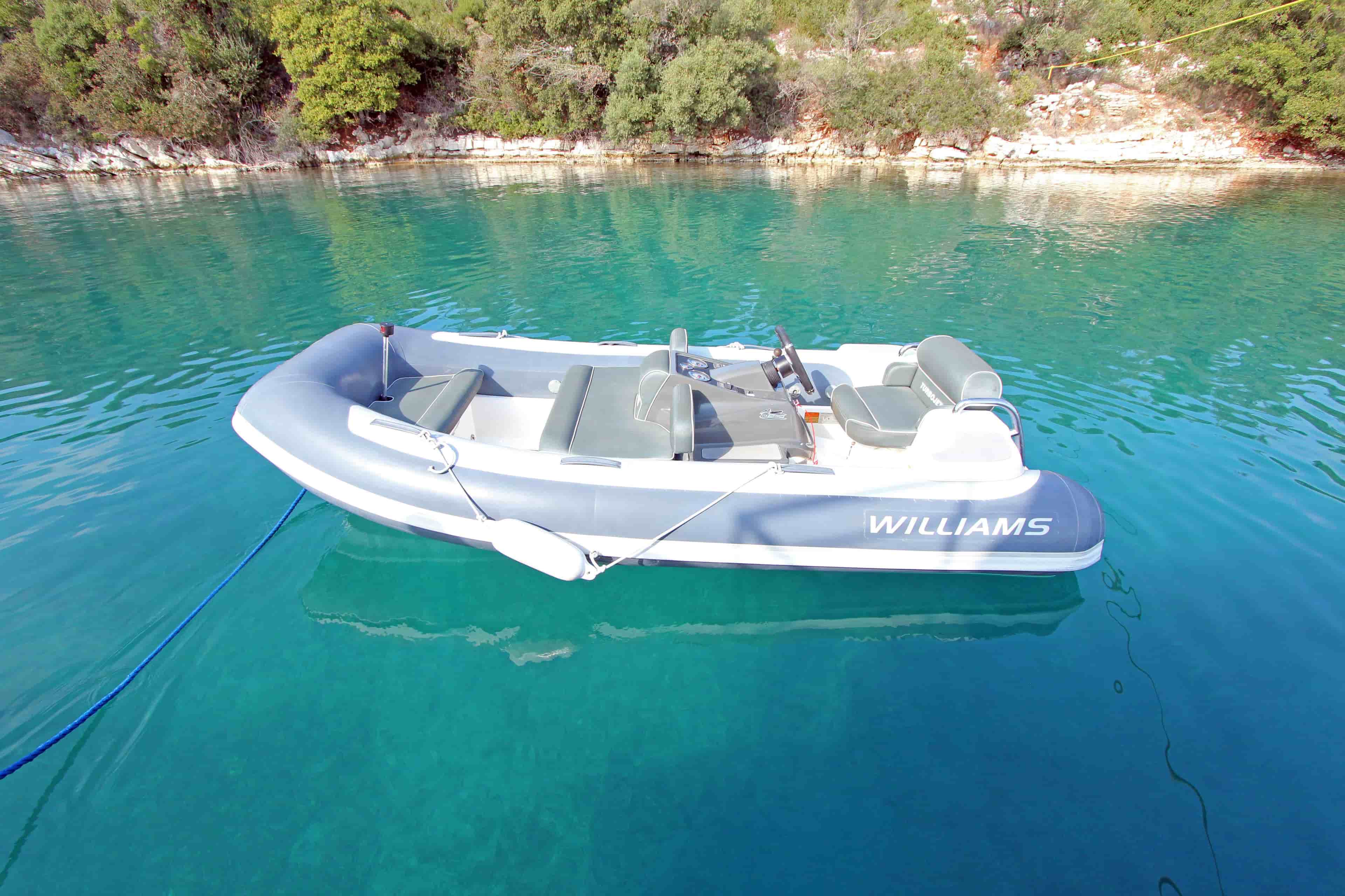 2017 Absolute 58 Navetta - View 5