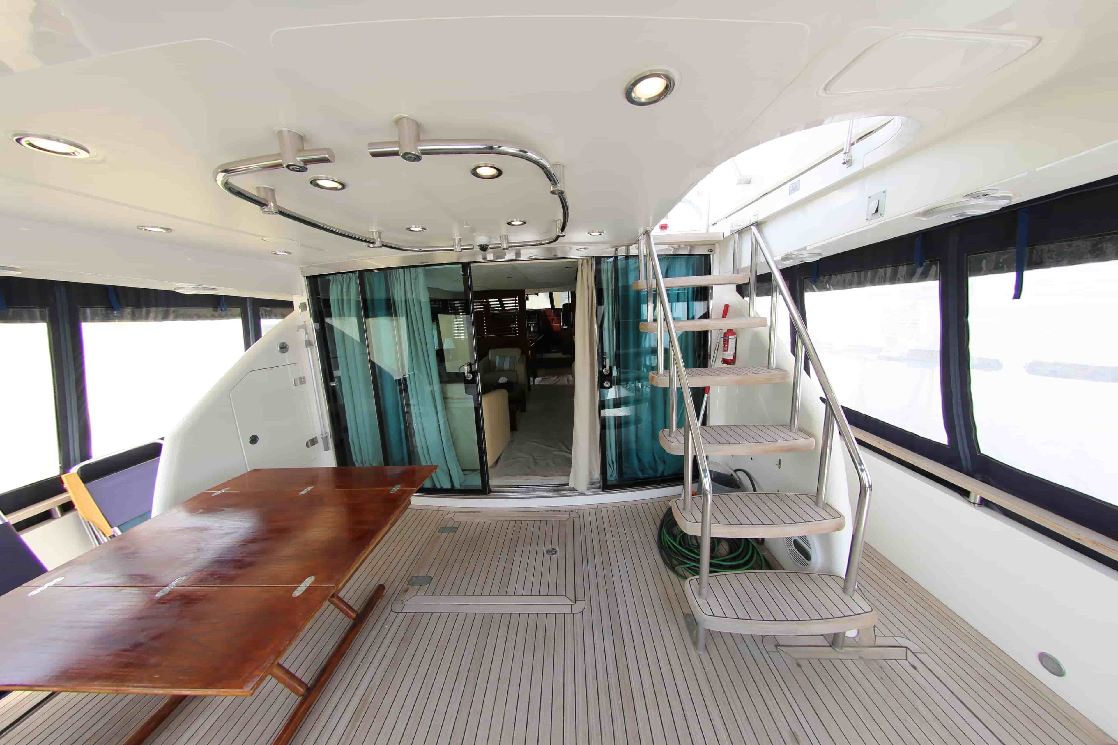 2008 Fairline Squadron 68 - View 14