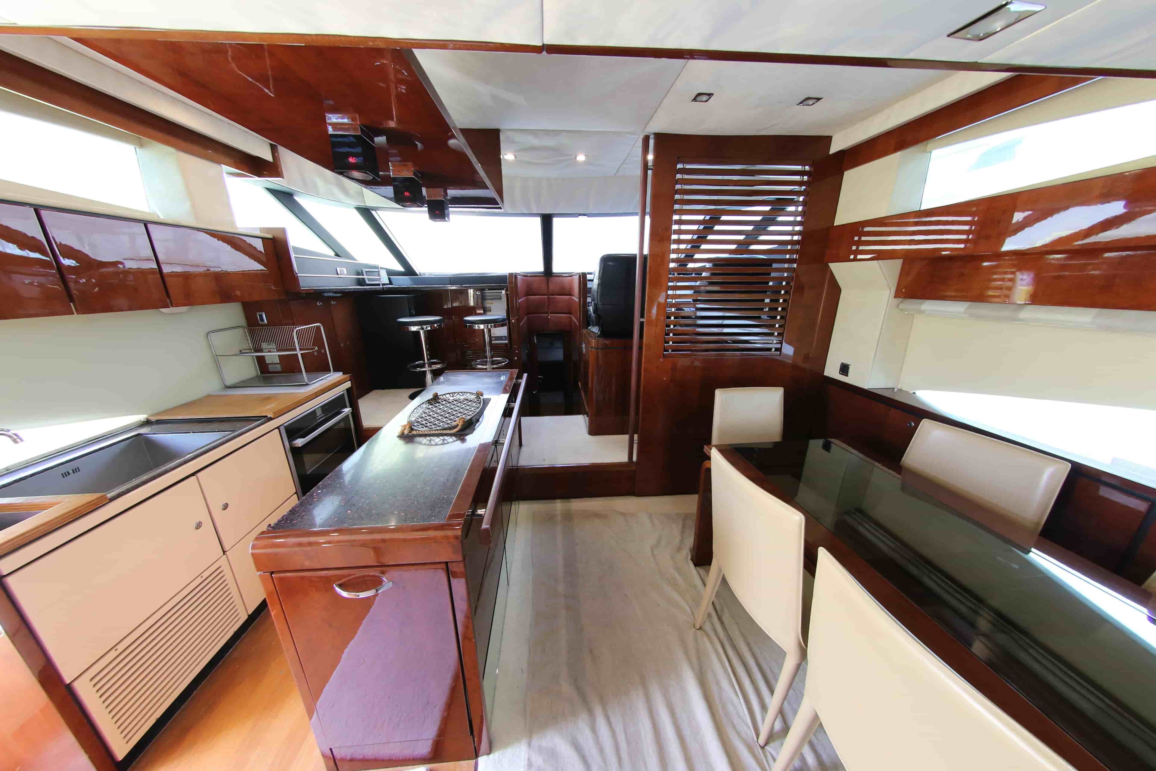 2008 Fairline Squadron 68 - View 16