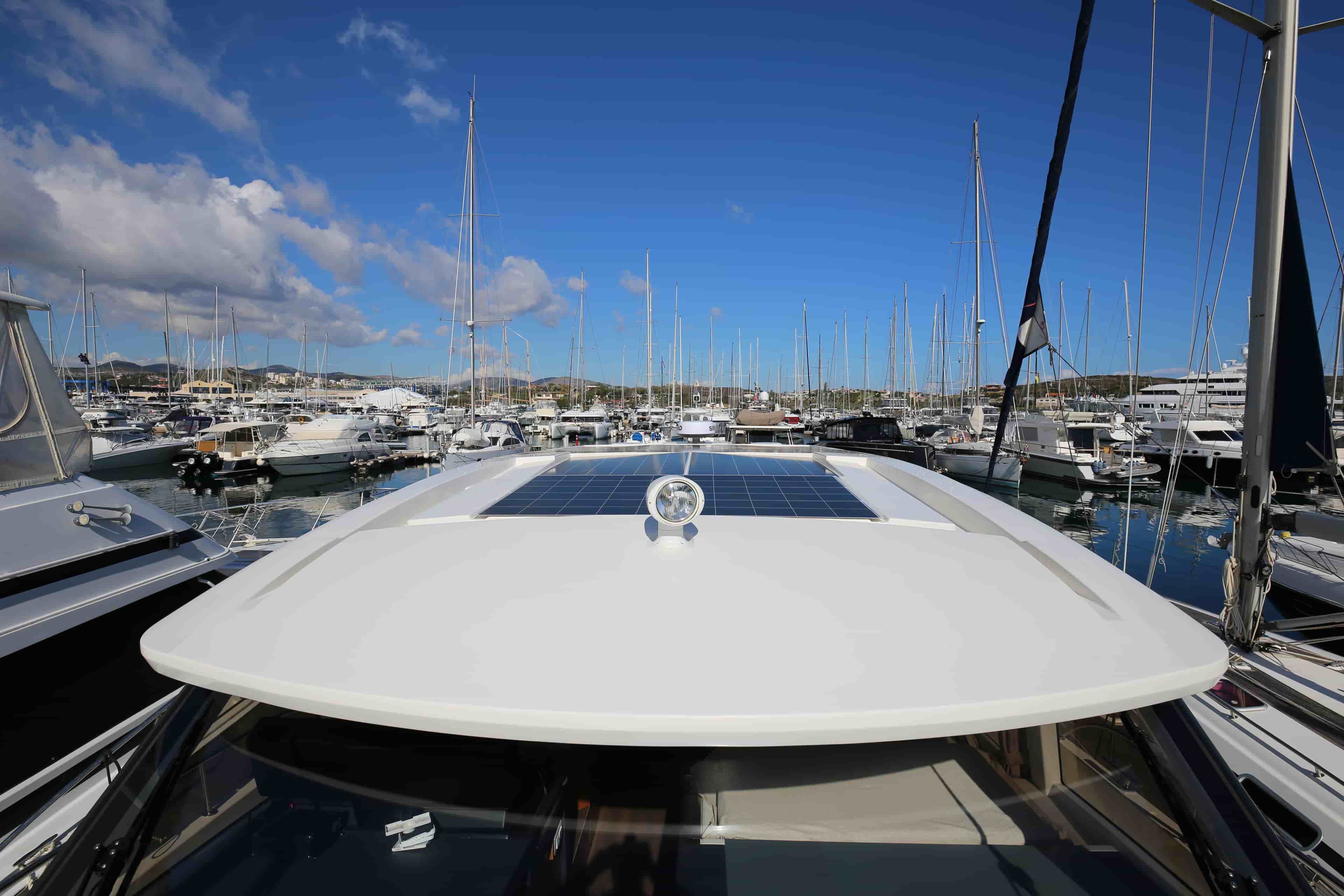 2022 Greenline 45 Coupe - View 10