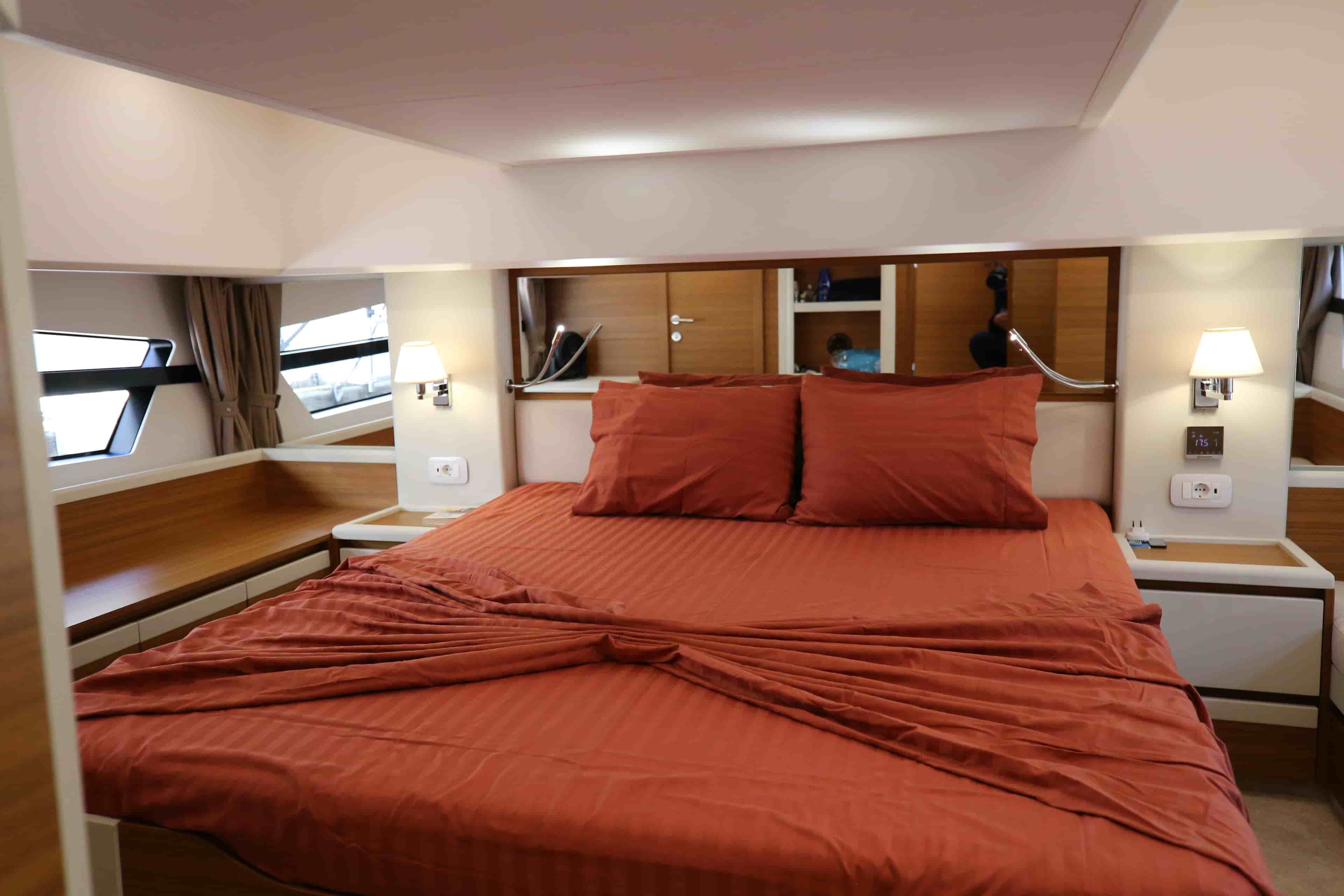 2022 Greenline 45 Coupe - View 16