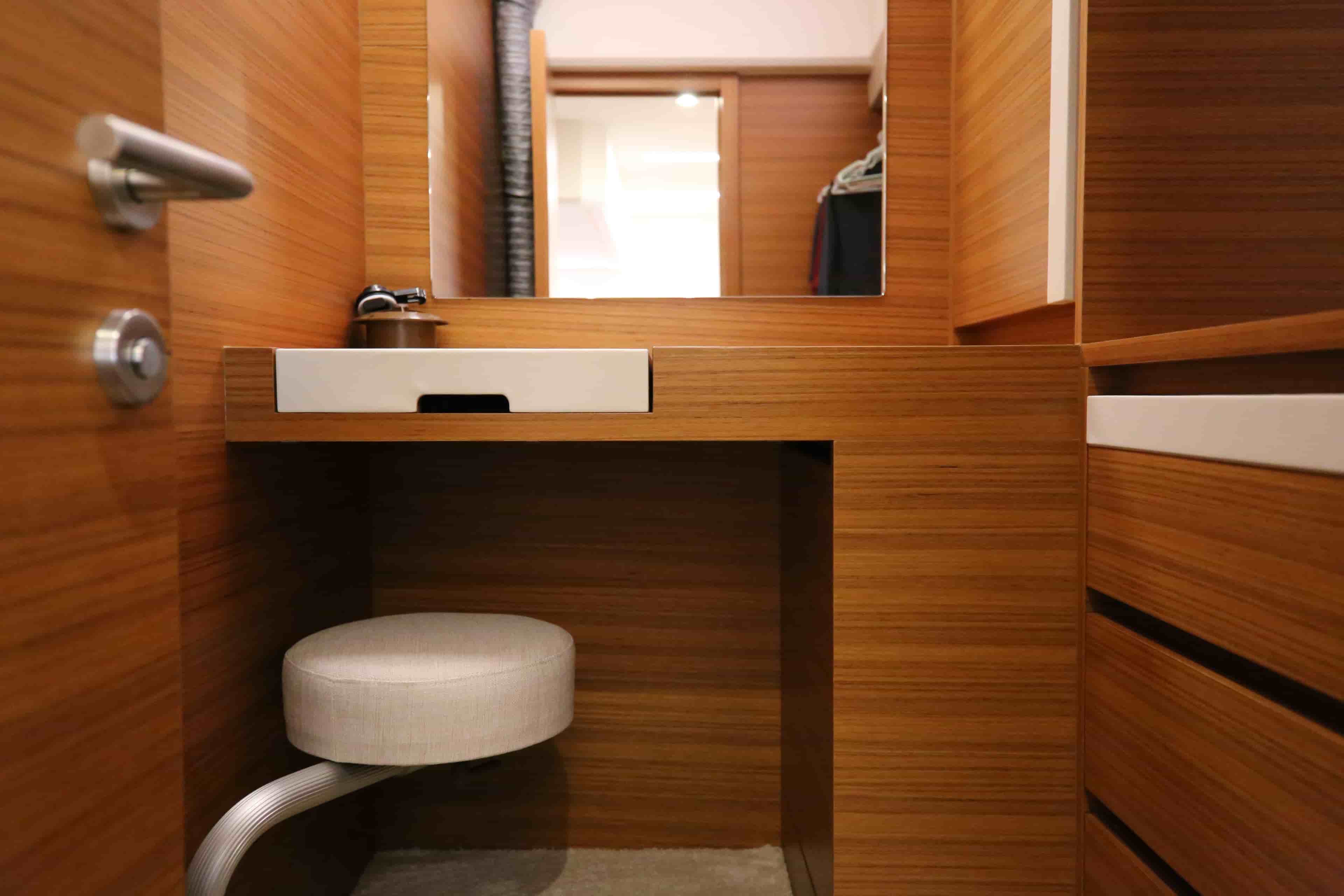 2022 Greenline 45 Coupe - View 18