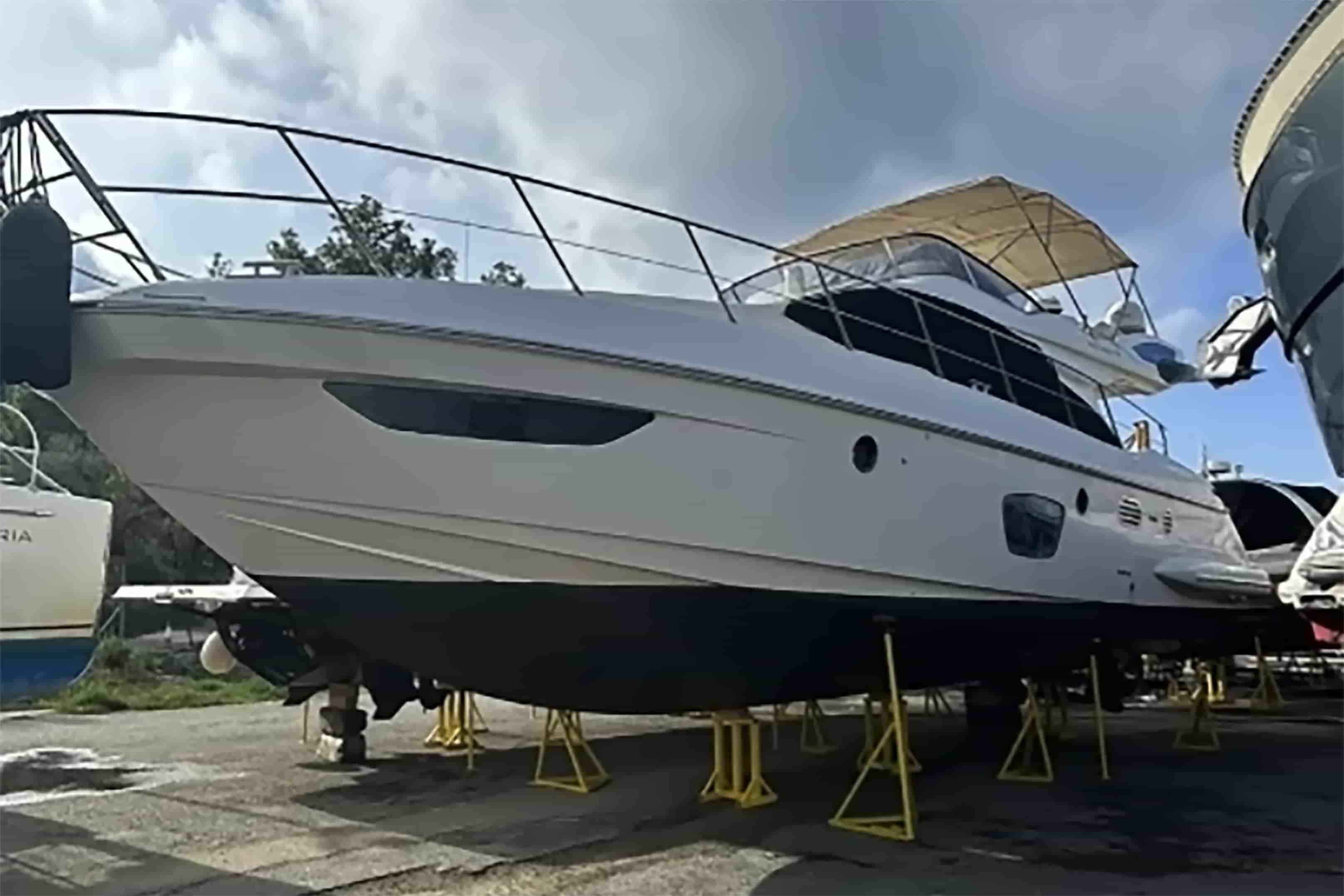 2009 Azimut 47 - View 4