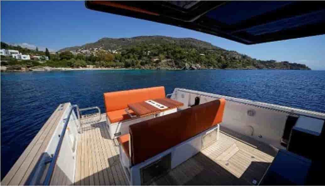 2015 Fjord 40 Cruiser - View 10