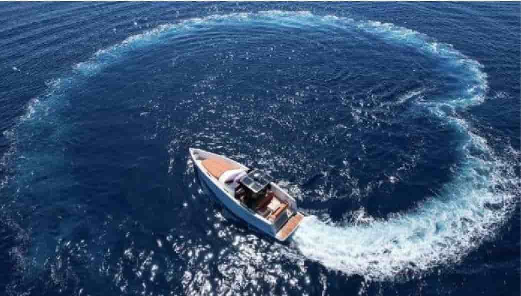 2015 Fjord 40 Cruiser - View 5