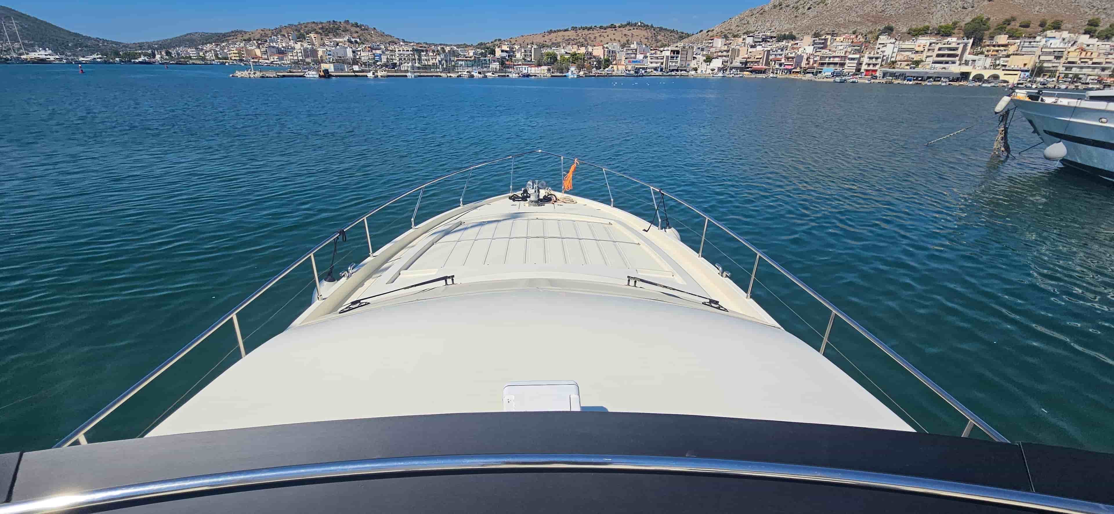 1998 Ferretti Yachts 620 - View 10