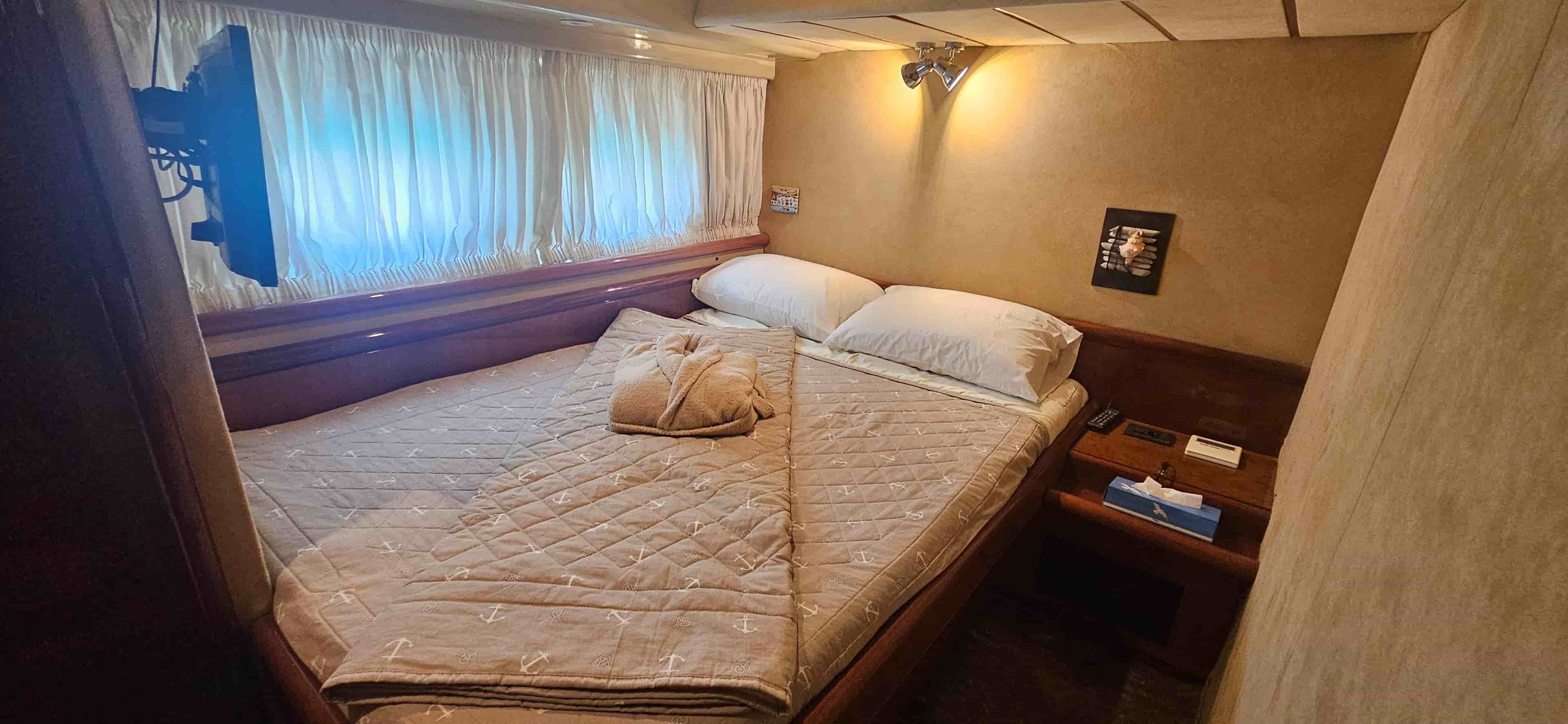 1998 Ferretti Yachts 620 - View 34