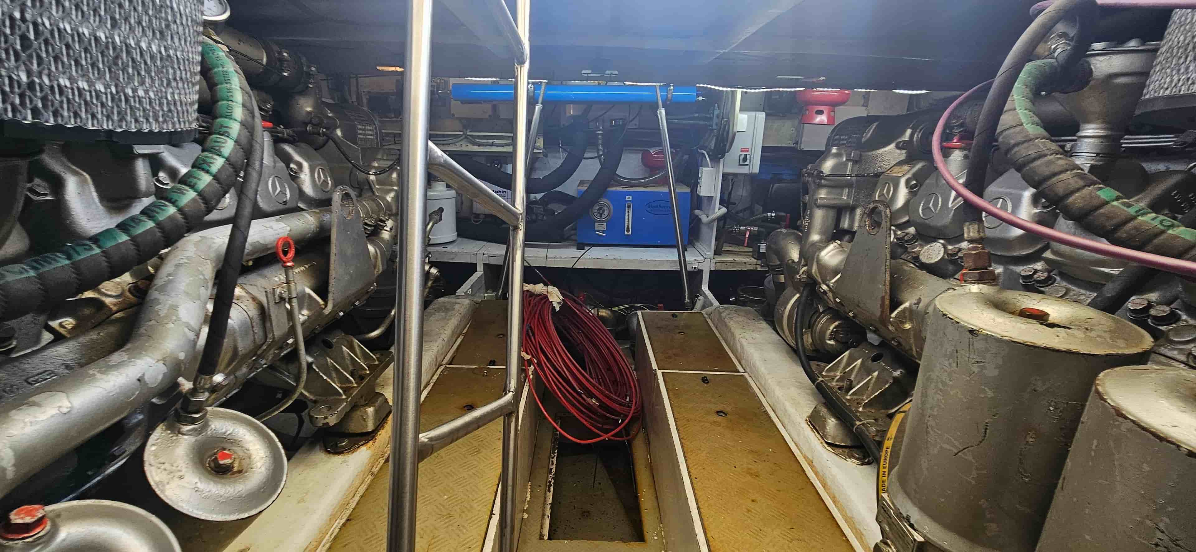 1998 Ferretti Yachts 620 - View 45