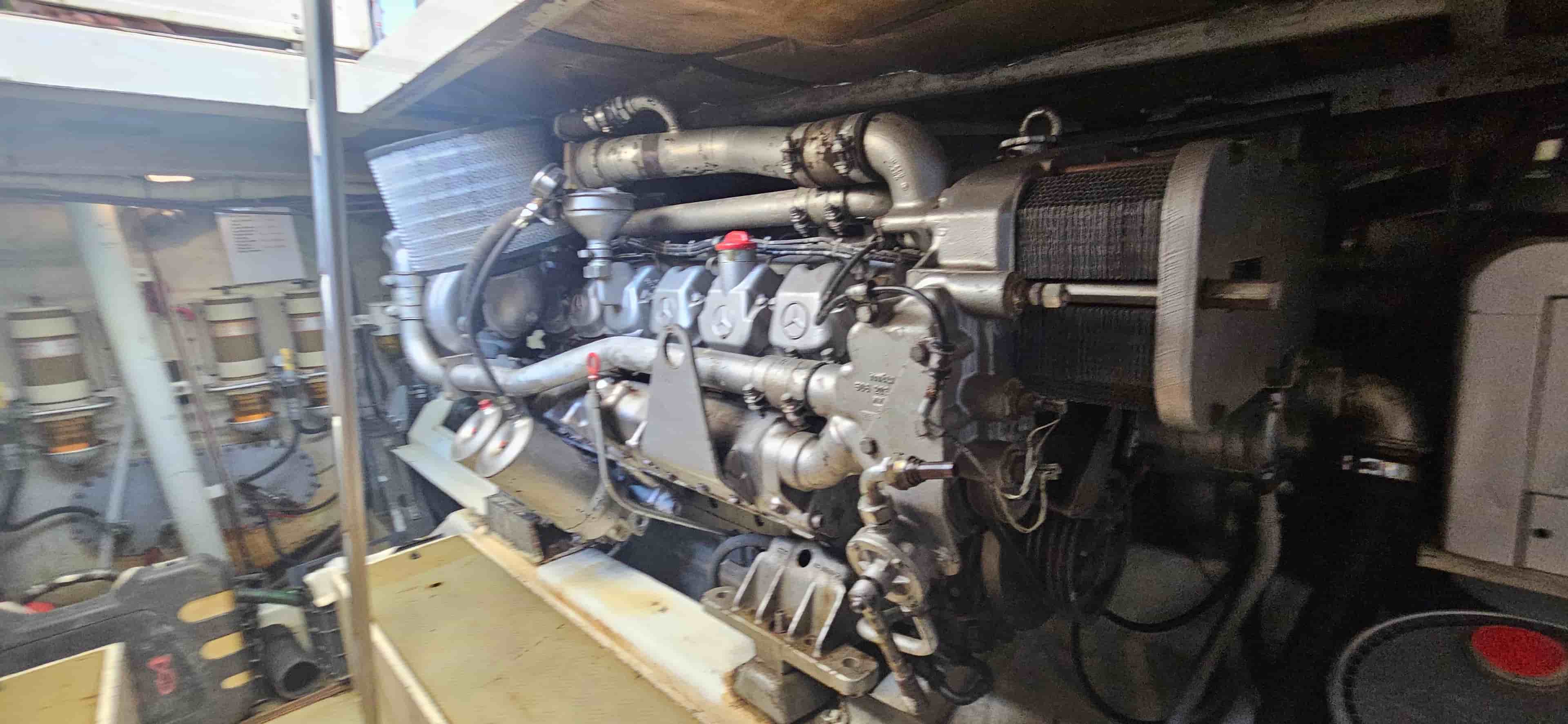 1998 Ferretti Yachts 620 - View 47