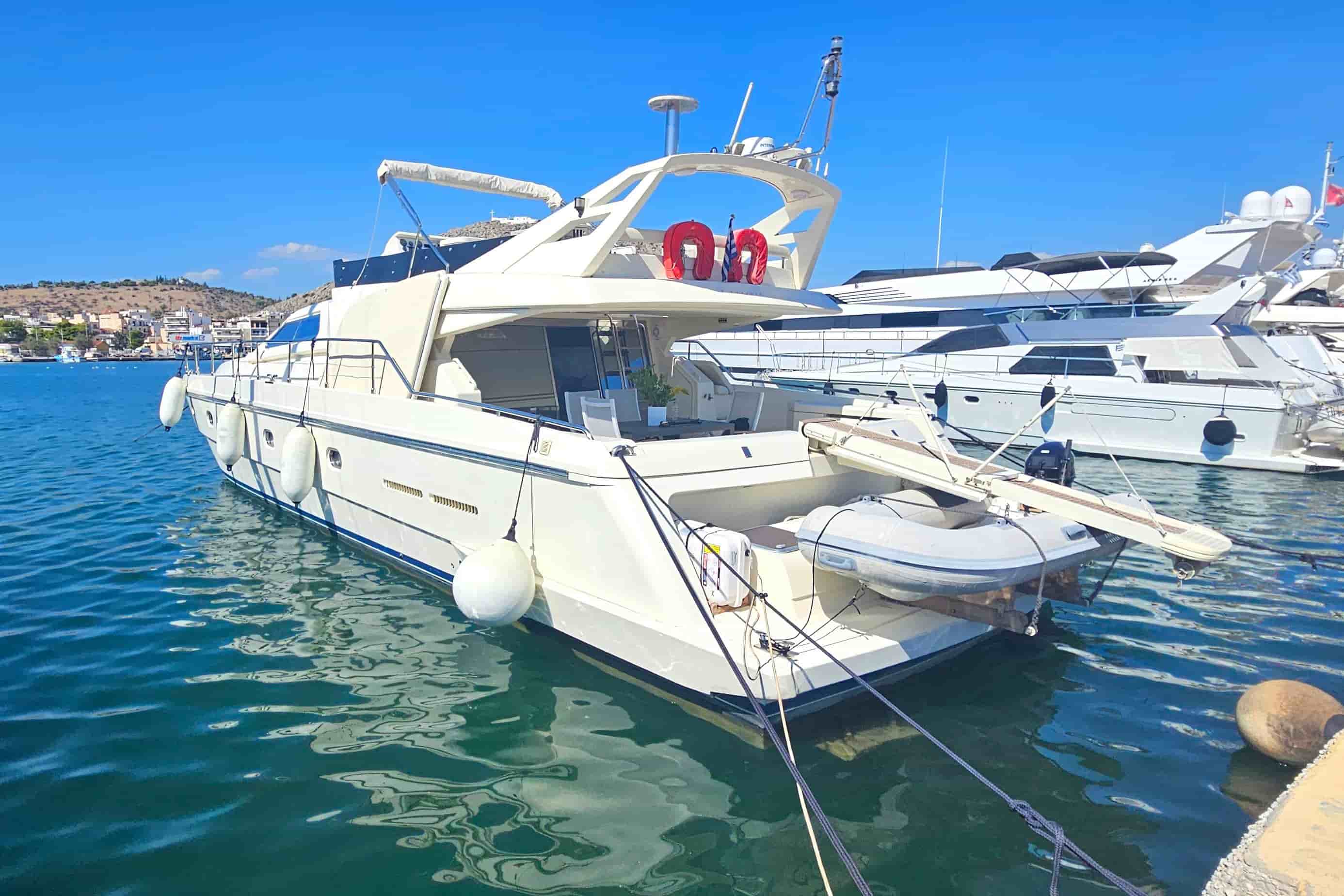 1998 Ferretti Yachts 620 - View 6