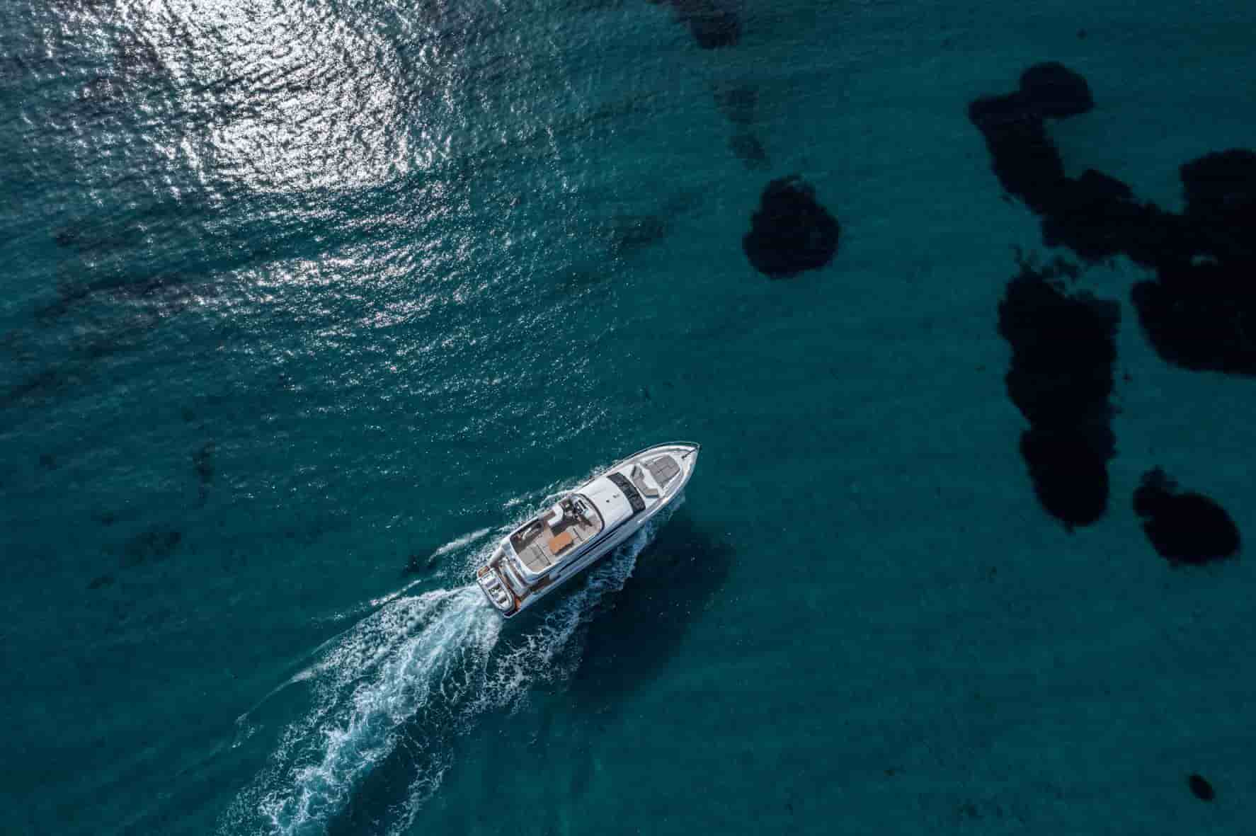 2020 Princess F70 - View 19