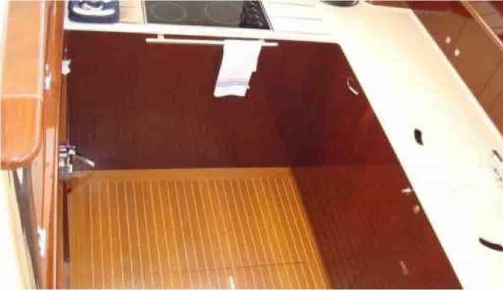 2004 Princess 65 - View 17