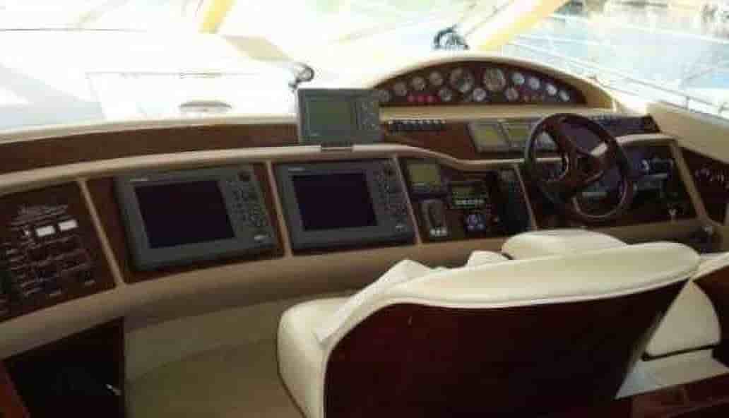 2004 Princess 65 - View 9