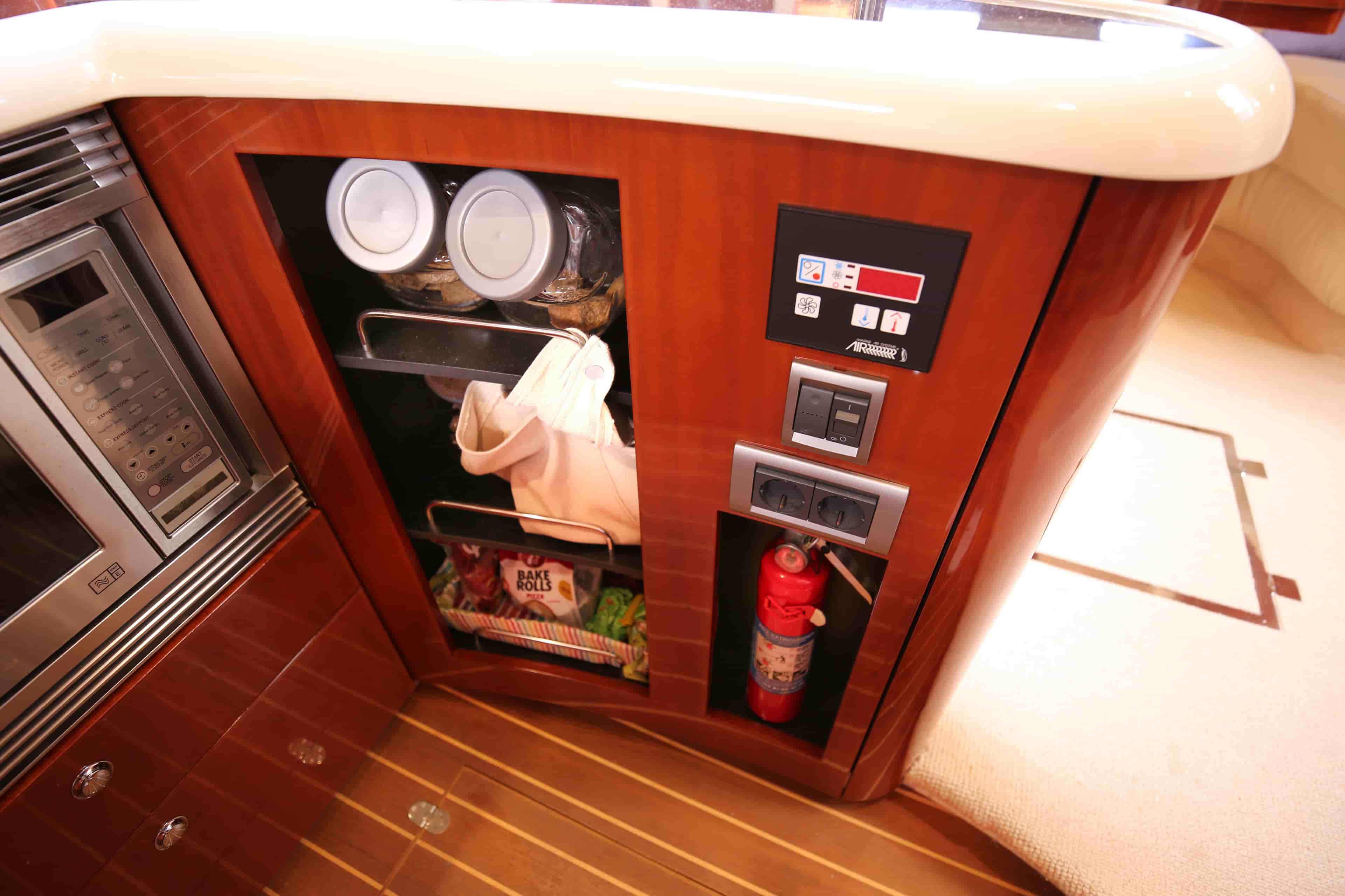 2008 Fairline Targa 52 GT - View 34