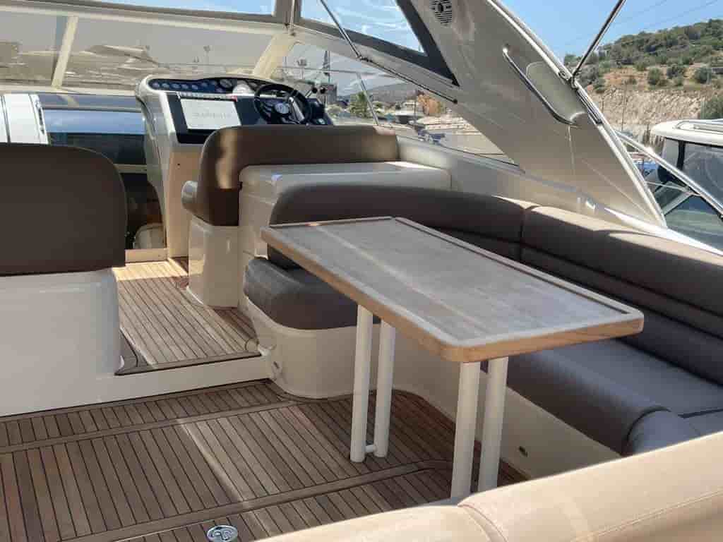 2006 Princess V42 - View 14
