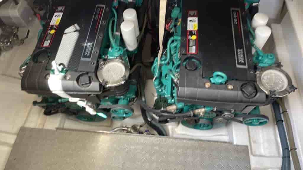 2006 Princess V42 - View 29