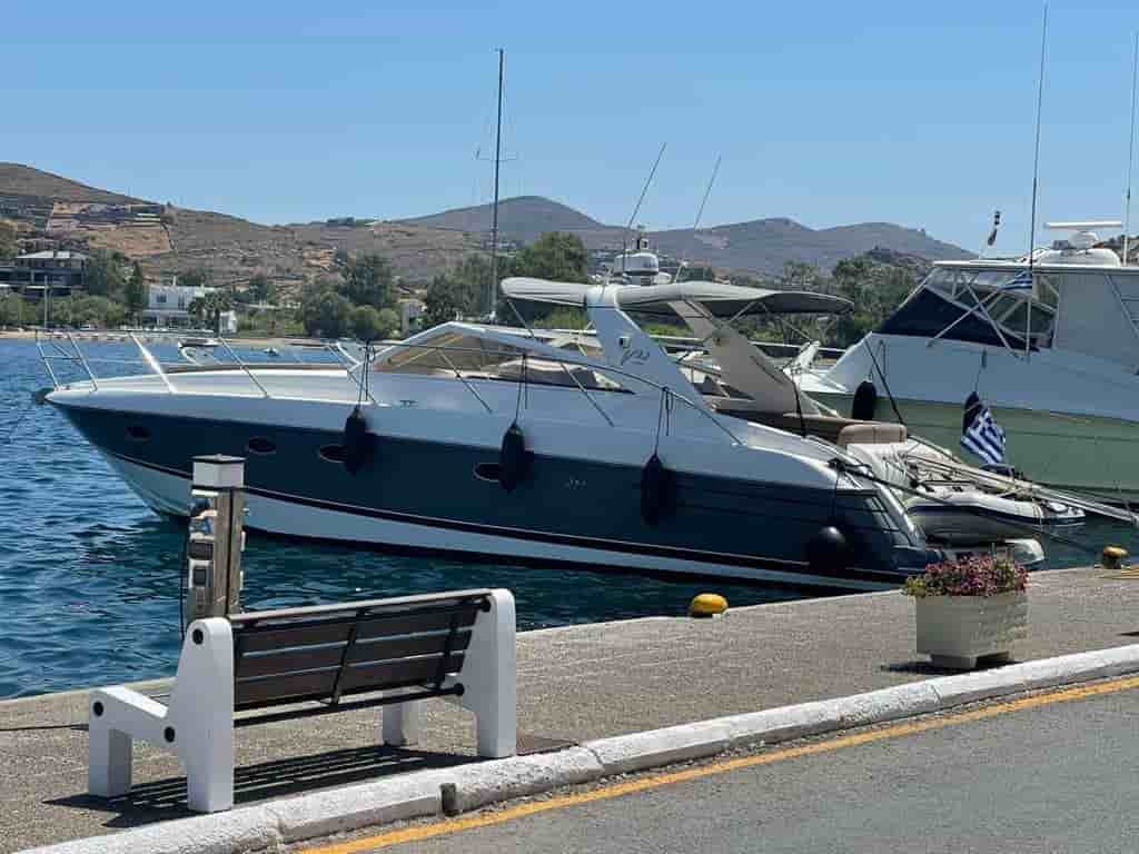 2006 Princess V42 - View 7