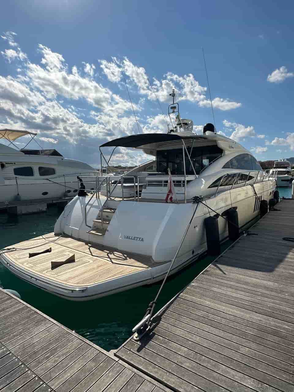 2009 Princess V65 - View 4