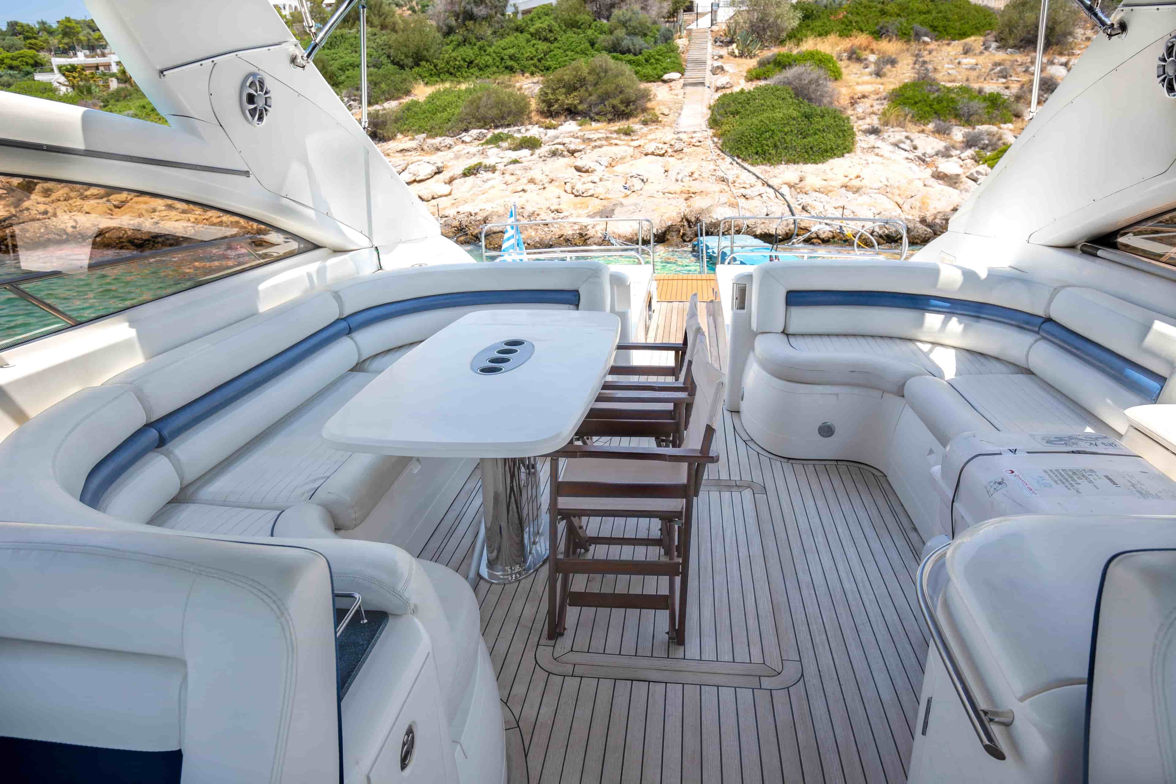 2004 Princess V65 - View 11